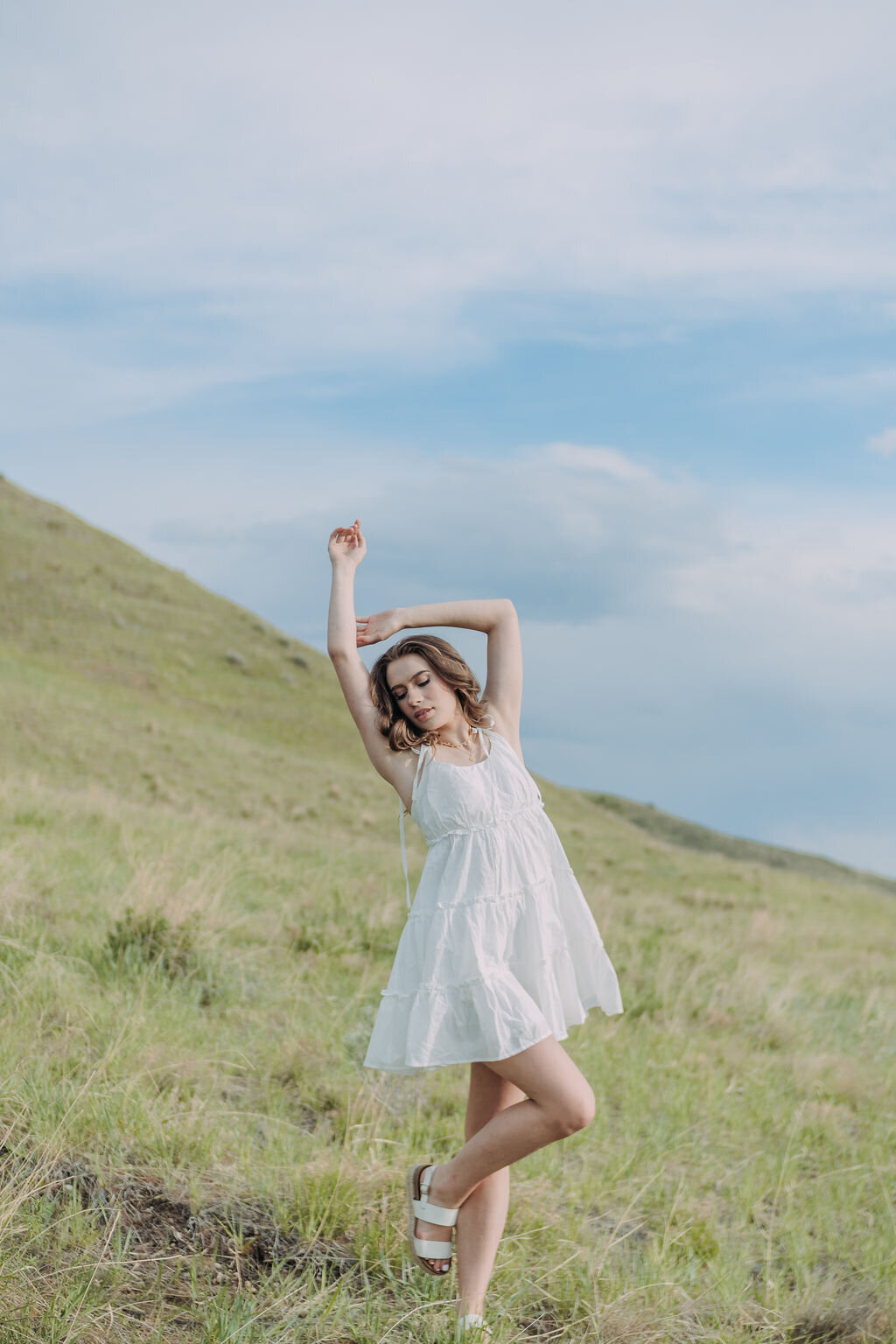 Joyce Li Photography Destination Wedding Elopement Engagement Lifestyle Portrait Photographer West Coast Seattle Washington California TunnelSpringsPortrait-18