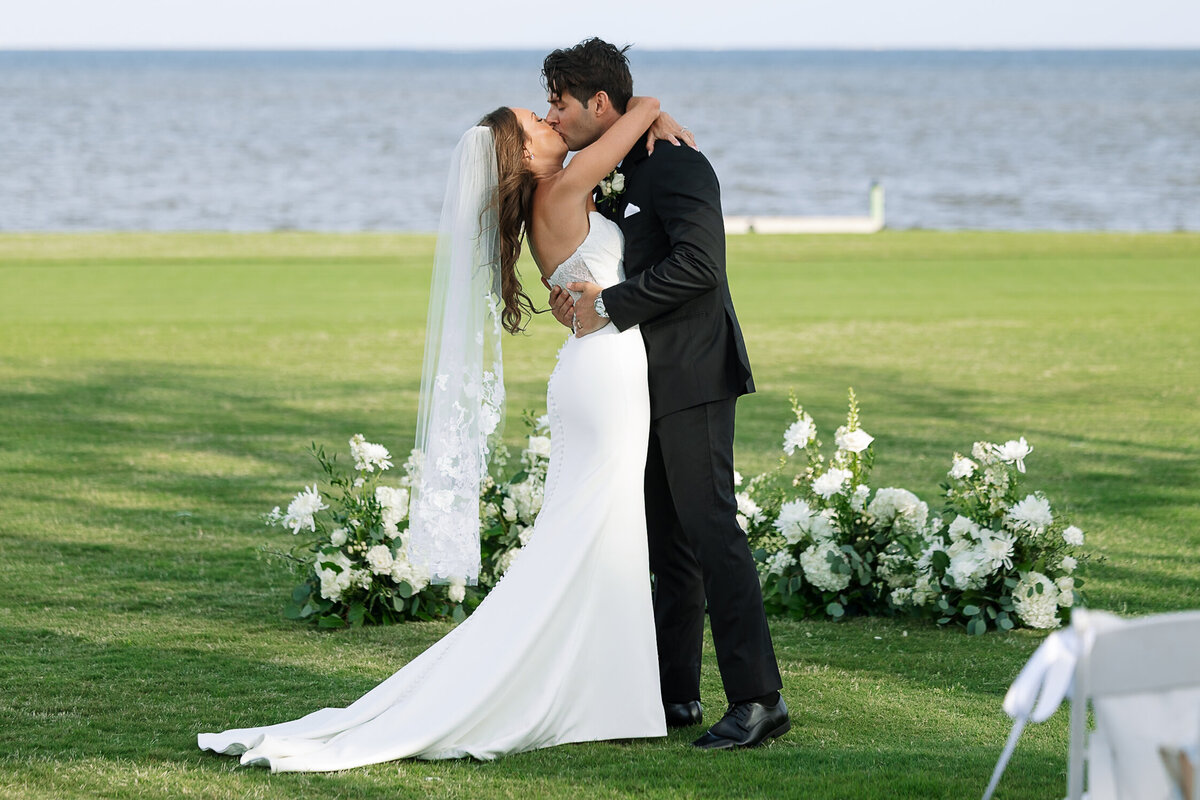 pensacola-country-club-luxury-wedding-jamie&jack-mlphotography3180