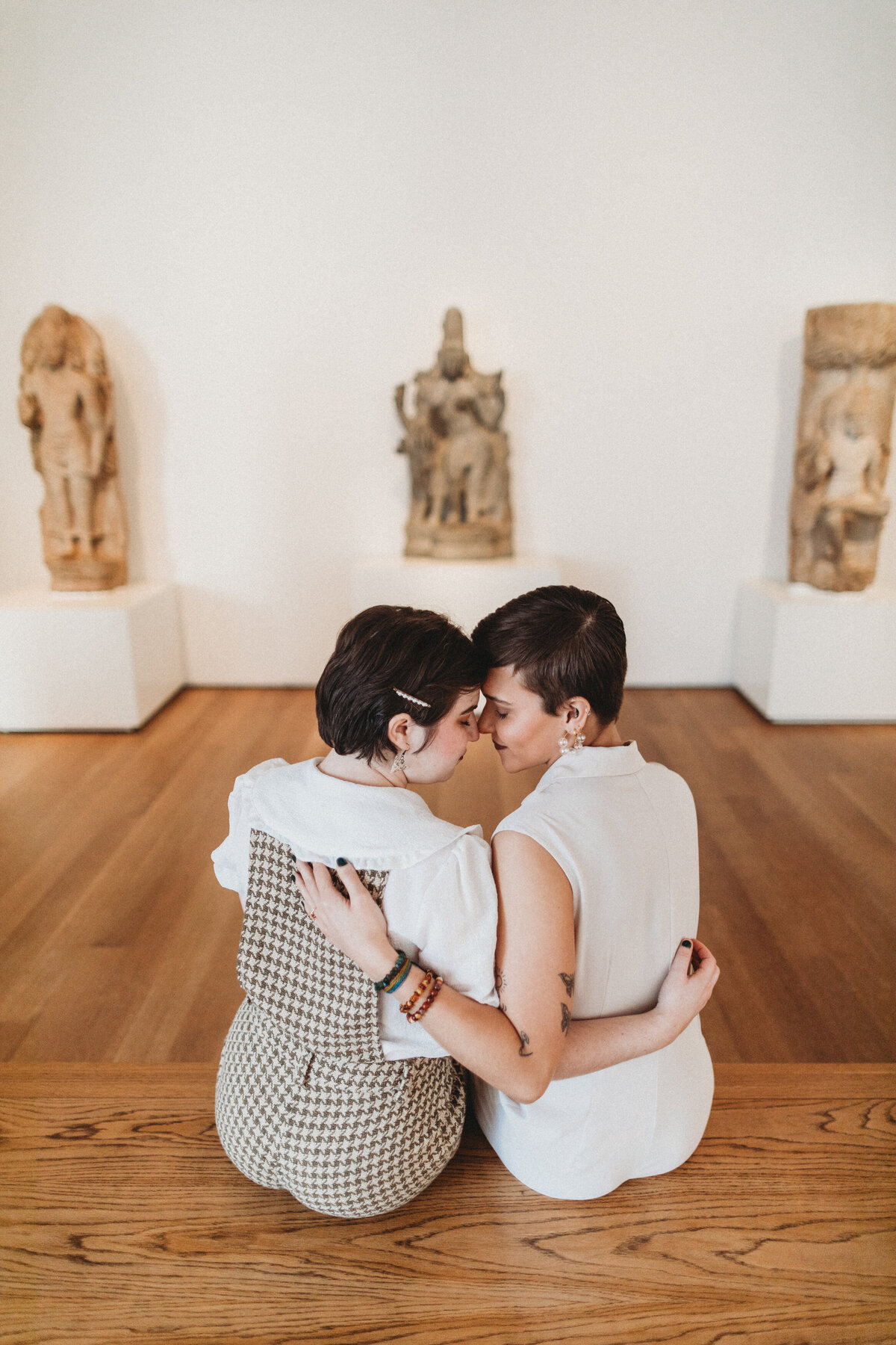 Chicago-Art-Institute-Engagement-Photographs-Queer-Ezlan-Powers-Studios-12