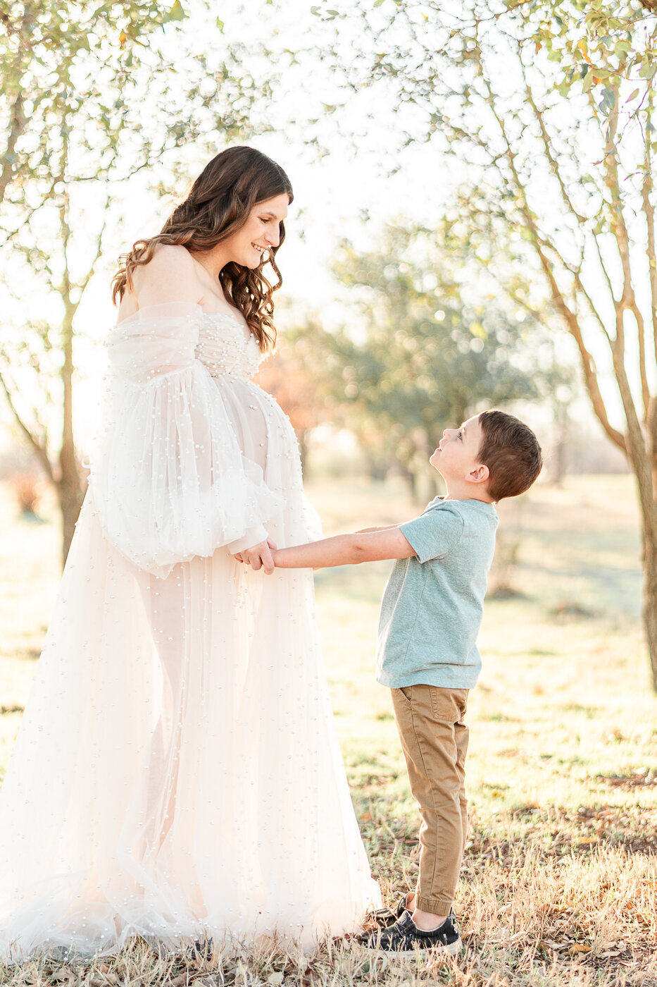 Maternity-Session-Golden-Hour