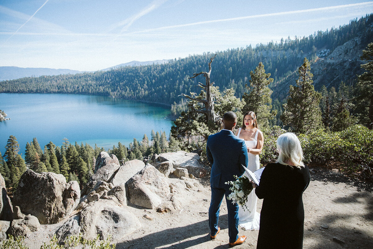 AJ Photography Armando Nevarez Lake Tahoe Elopement Photographer  Emotive Documentary5 (11)