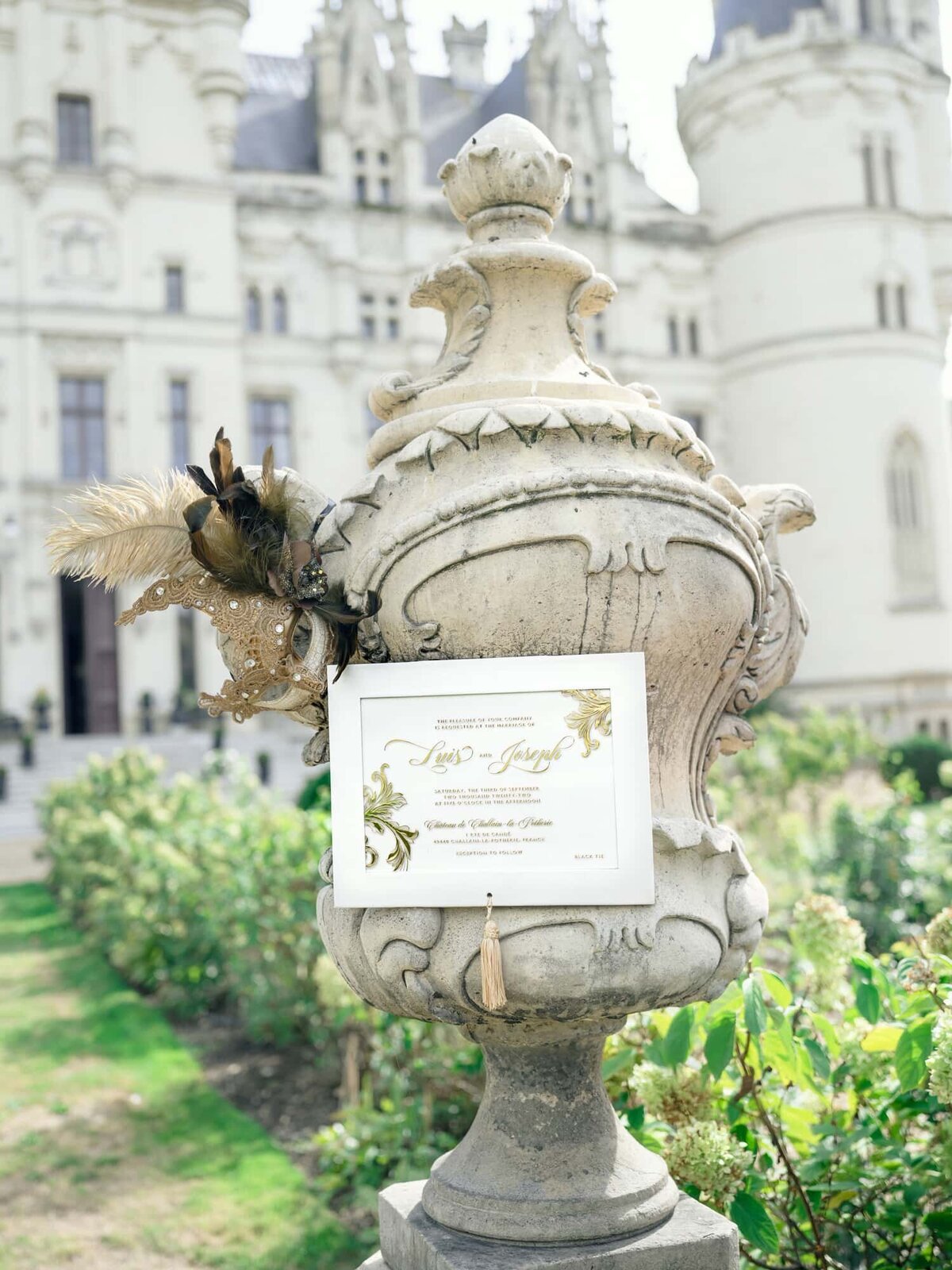 Destination wedding in France - Chateau Challain - Serenity Photography - 14