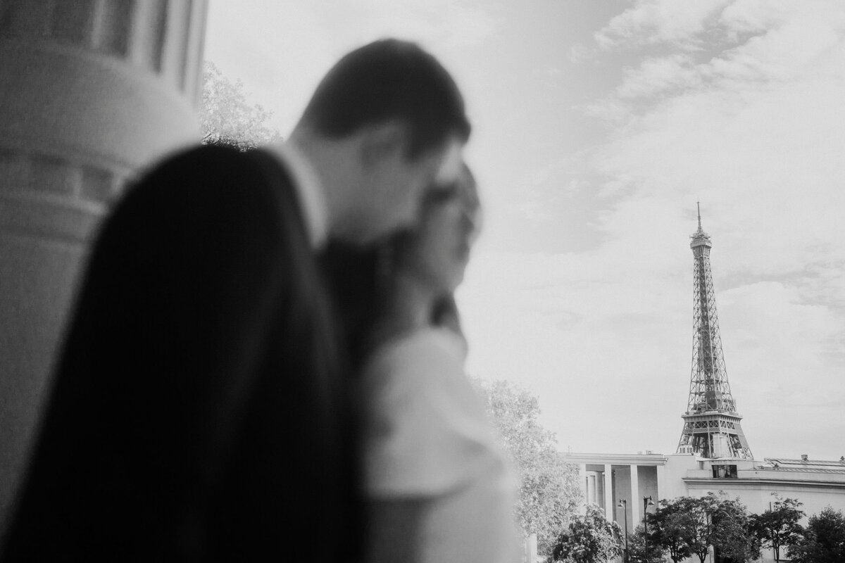 Elegant engagement portraits in Palais Royal garden in Paris