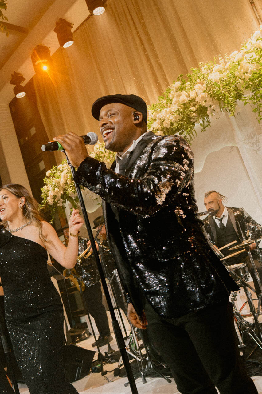 four-seasons-toronto-wedding-raphaellegranger-37