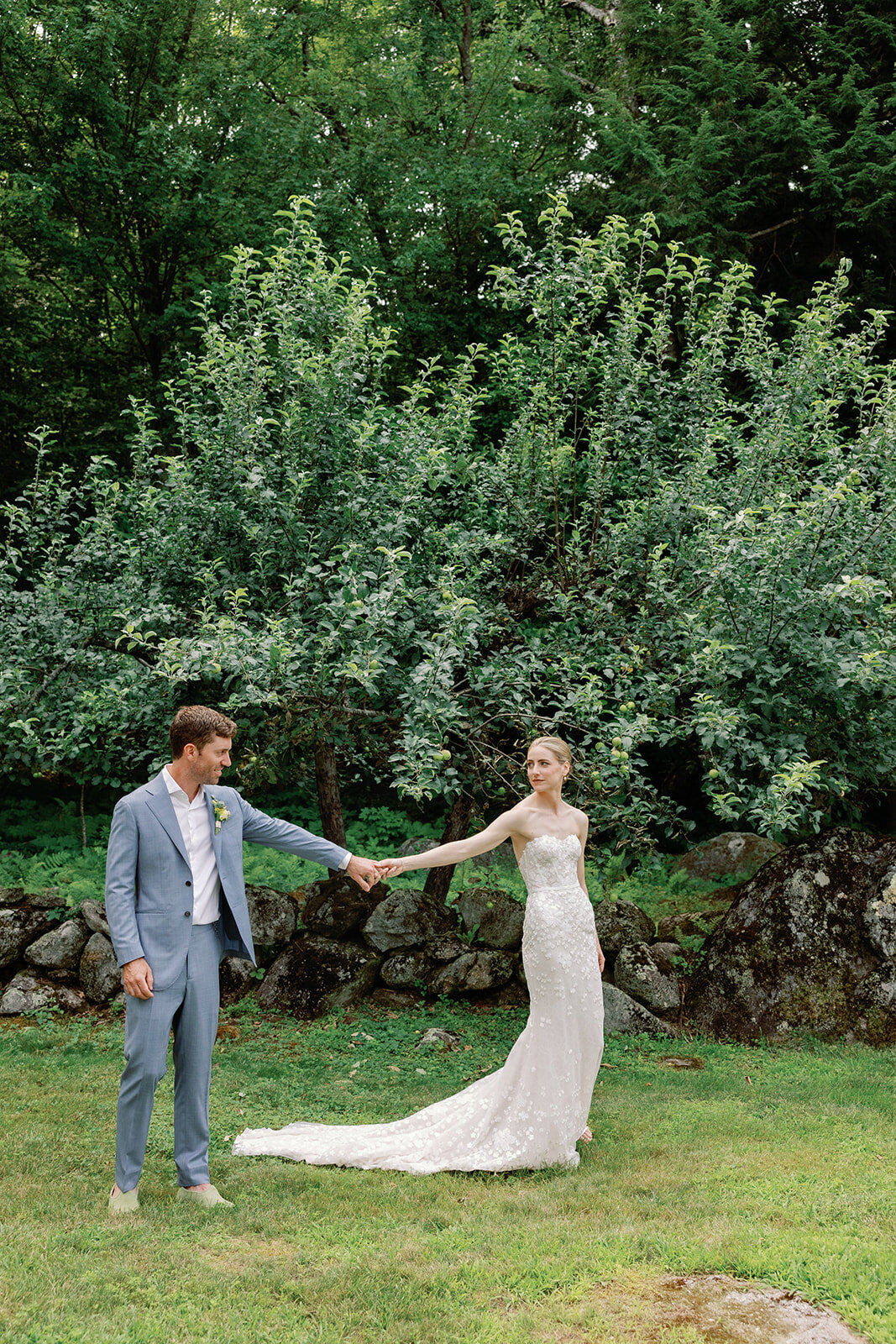 outdoor-wedding-portraits