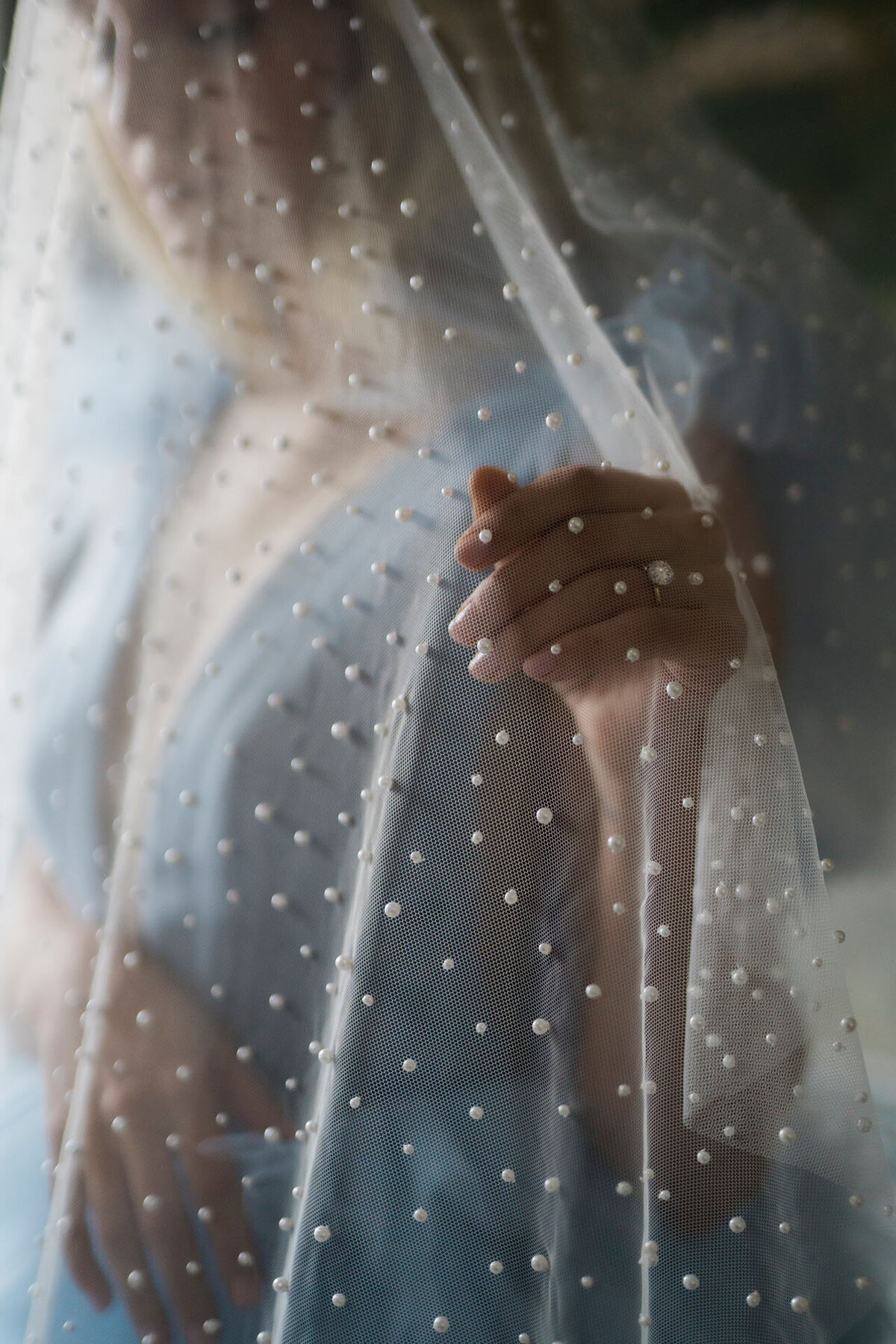 1386GraydonHallManorBritishVogueEditorialTorontoWeddingLisaVigliottaPhotography