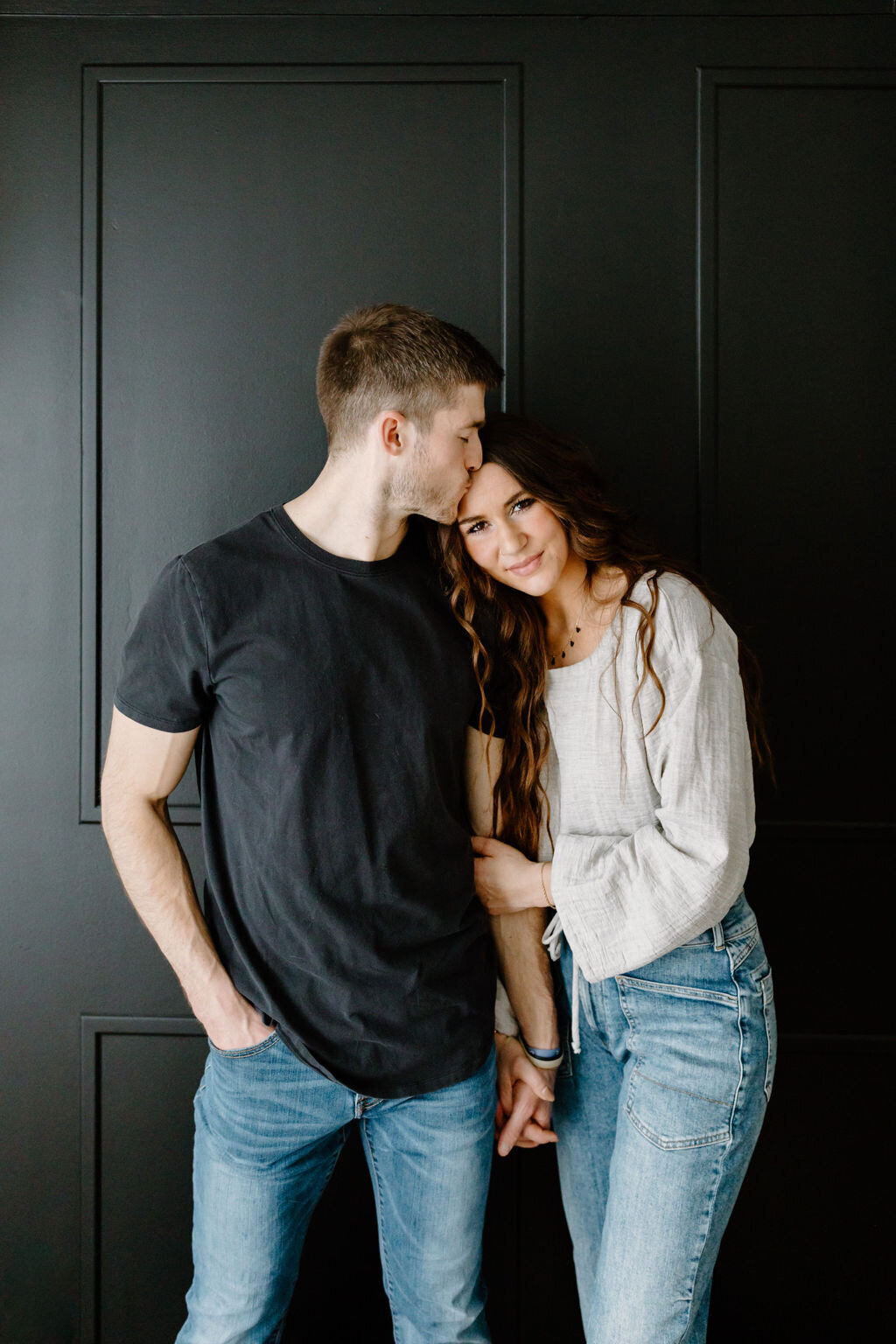 christina_ney_photography_wedding_engagement_lifestyle_photographer_dubuque_iowa_wedding_planning_assistance_adventurous_bold_laidback Family Photography70