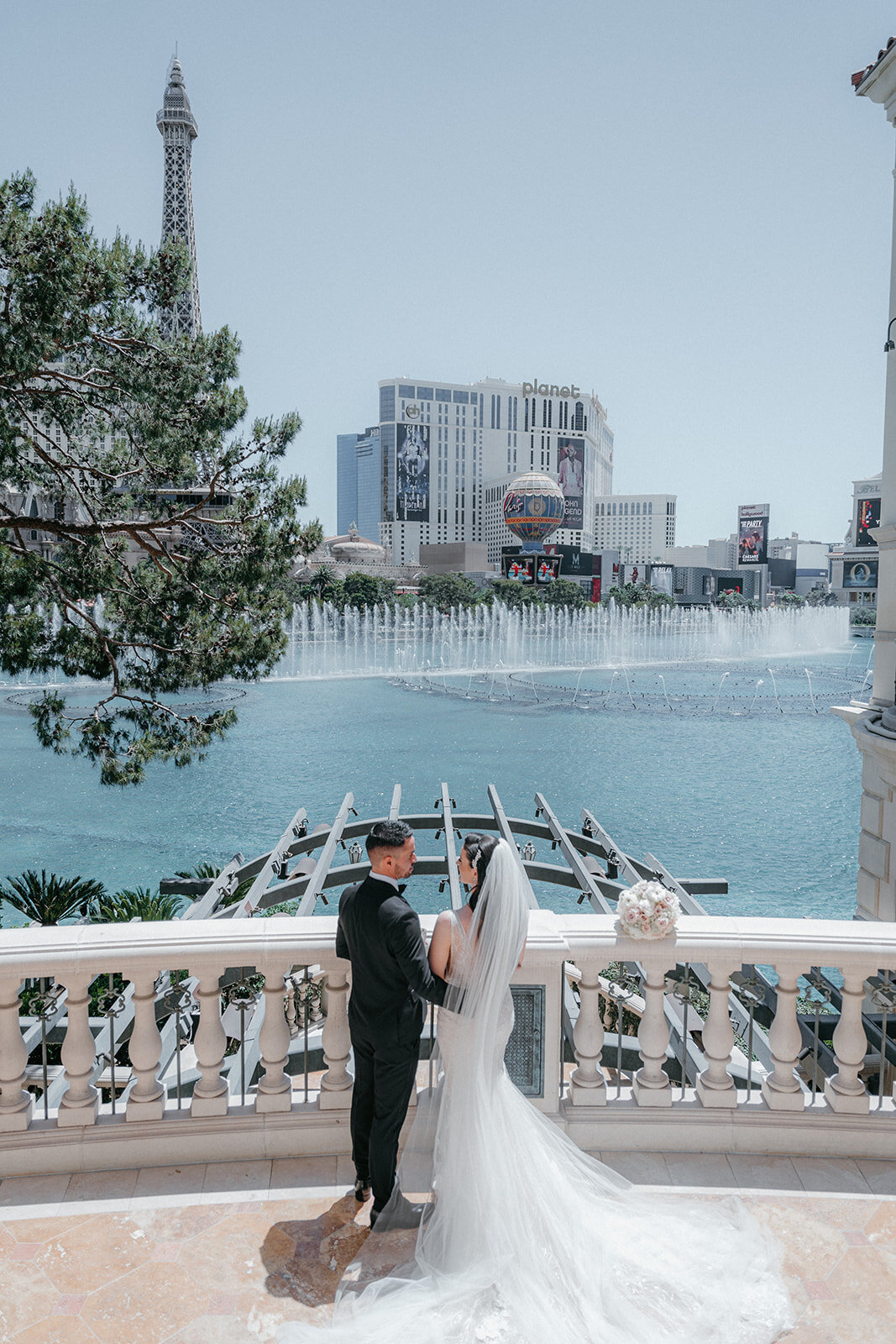 L+G_The Combs Creative_Elopement in Las Vegas_Bellagio Elopement_Vegas Wedding (183 of 374)_websize