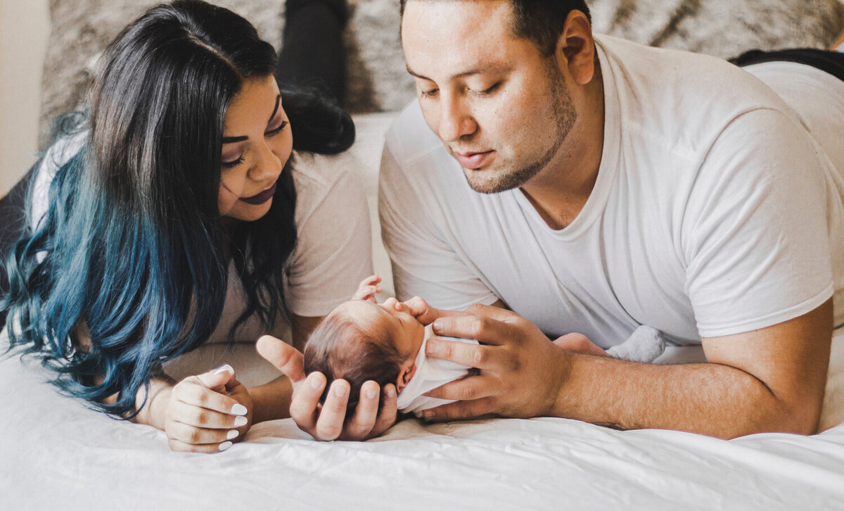Family-Photographer-Template-Ainsley-Green-Template-051
