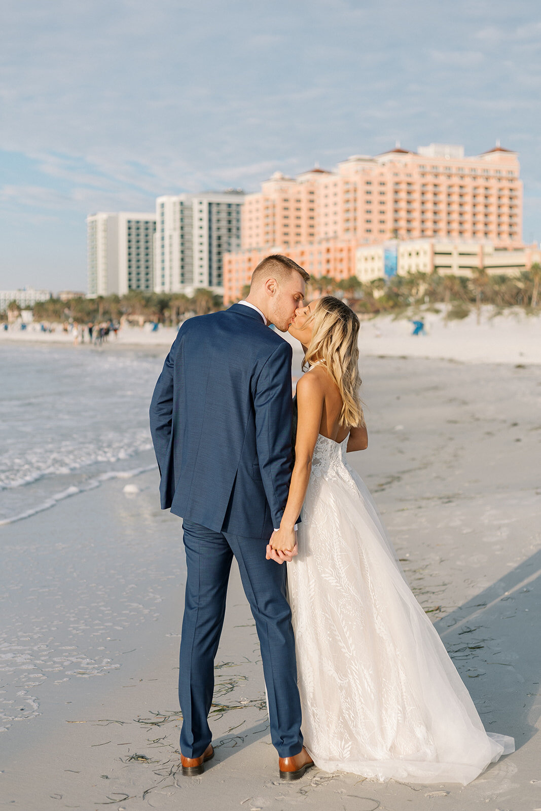 rosed-photo-chantilly-chic-celebrations-clearwater-beach-bride-and-groom-6
