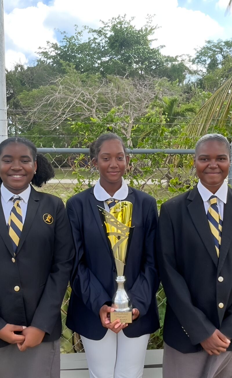 students-bahamas-global-academy-home-m (3)