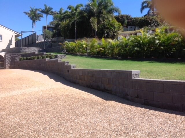 Retaining wall 1