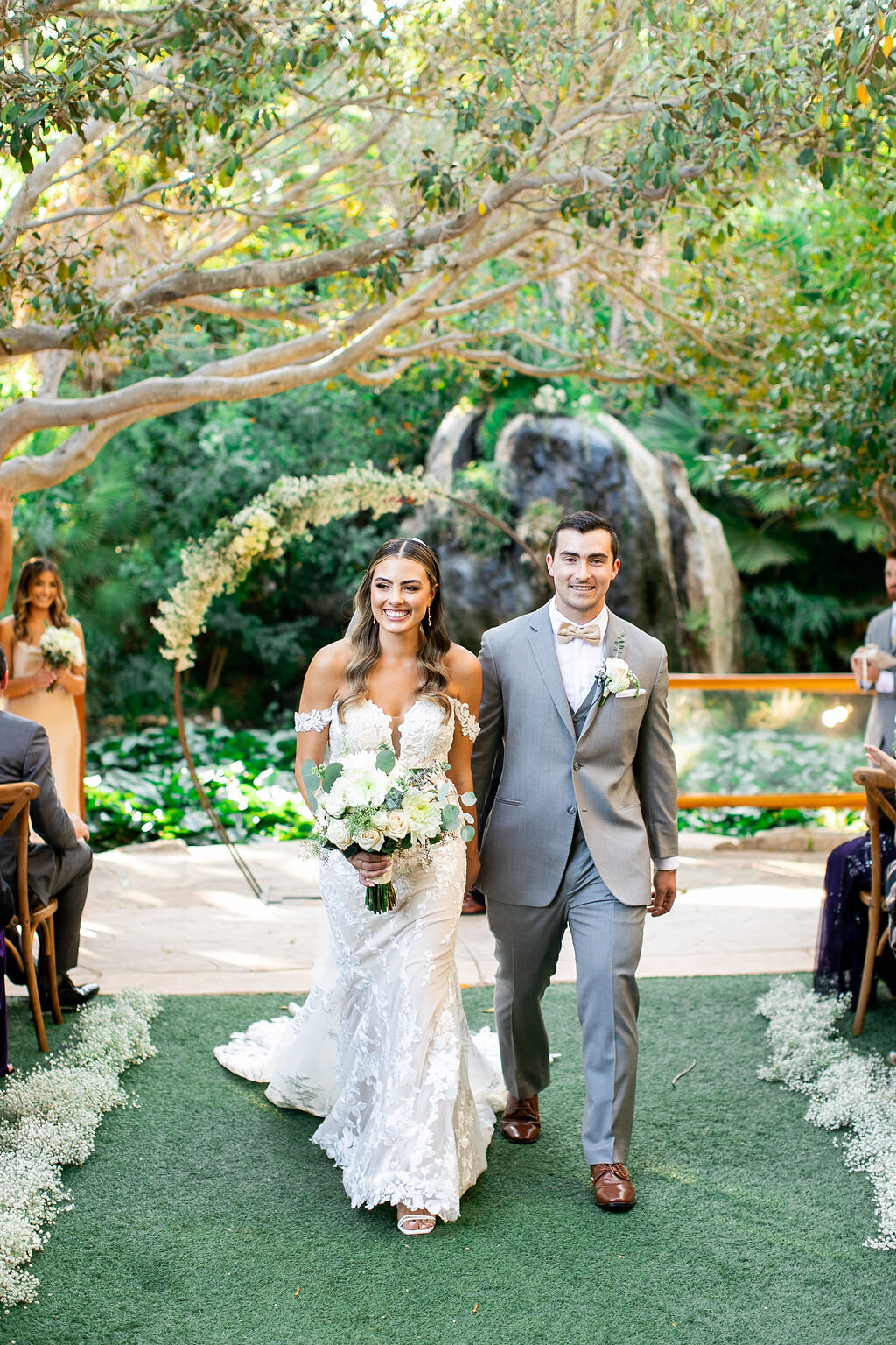 ceremony-botanica-oceanside-california-wedding-photographer-sarah-block-4
