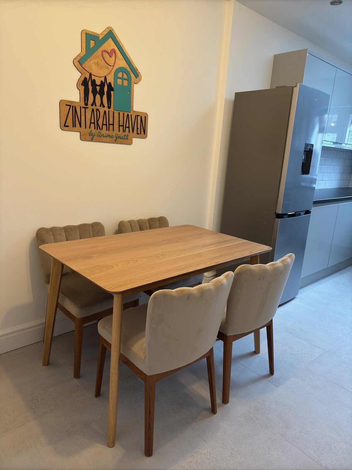 zintarah-haven-supported-accomodation-croydon-anima-youth-kitchen-area