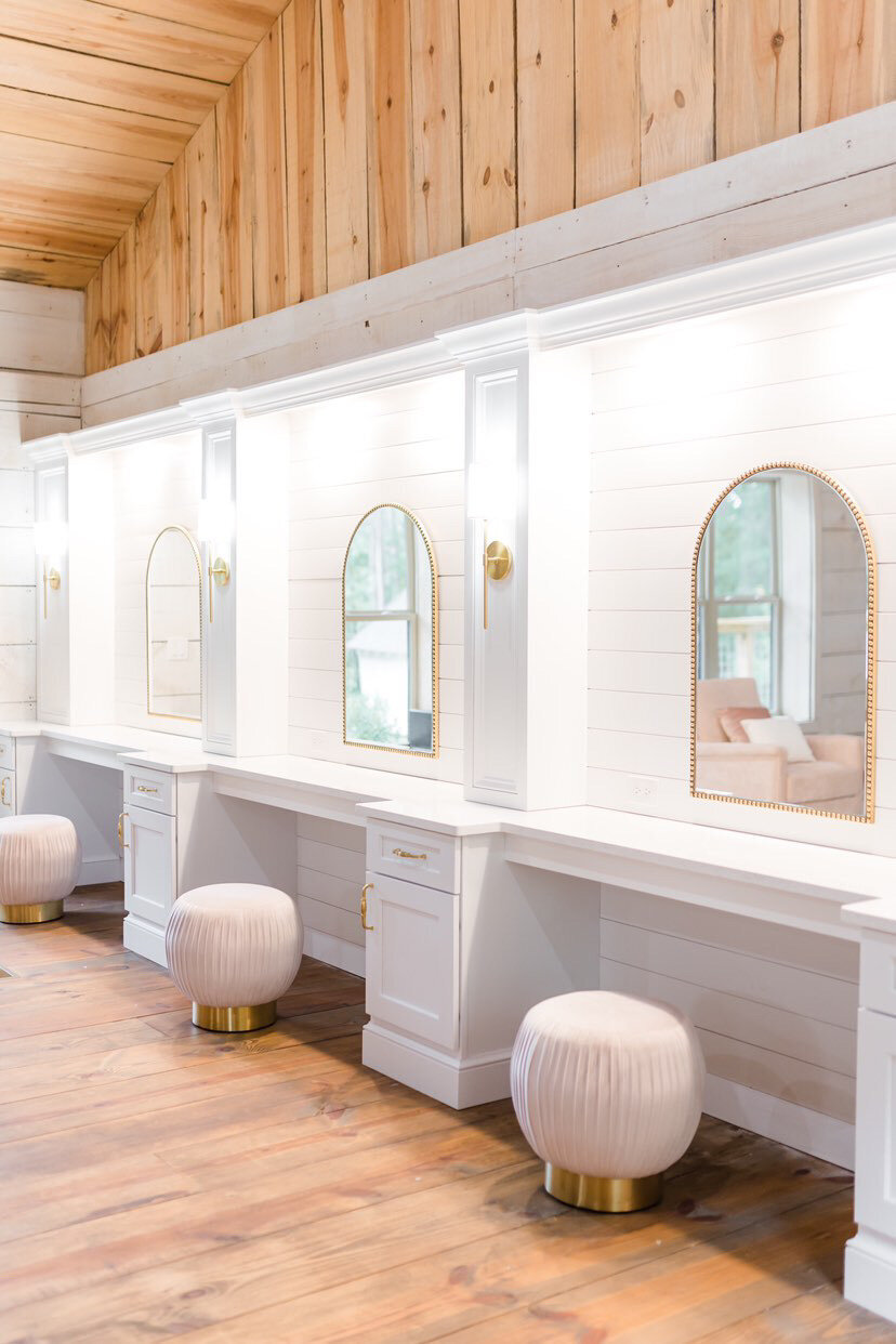 mirrors and stalls in bridal suite at Koury Farms Wedding venue, North Georgia