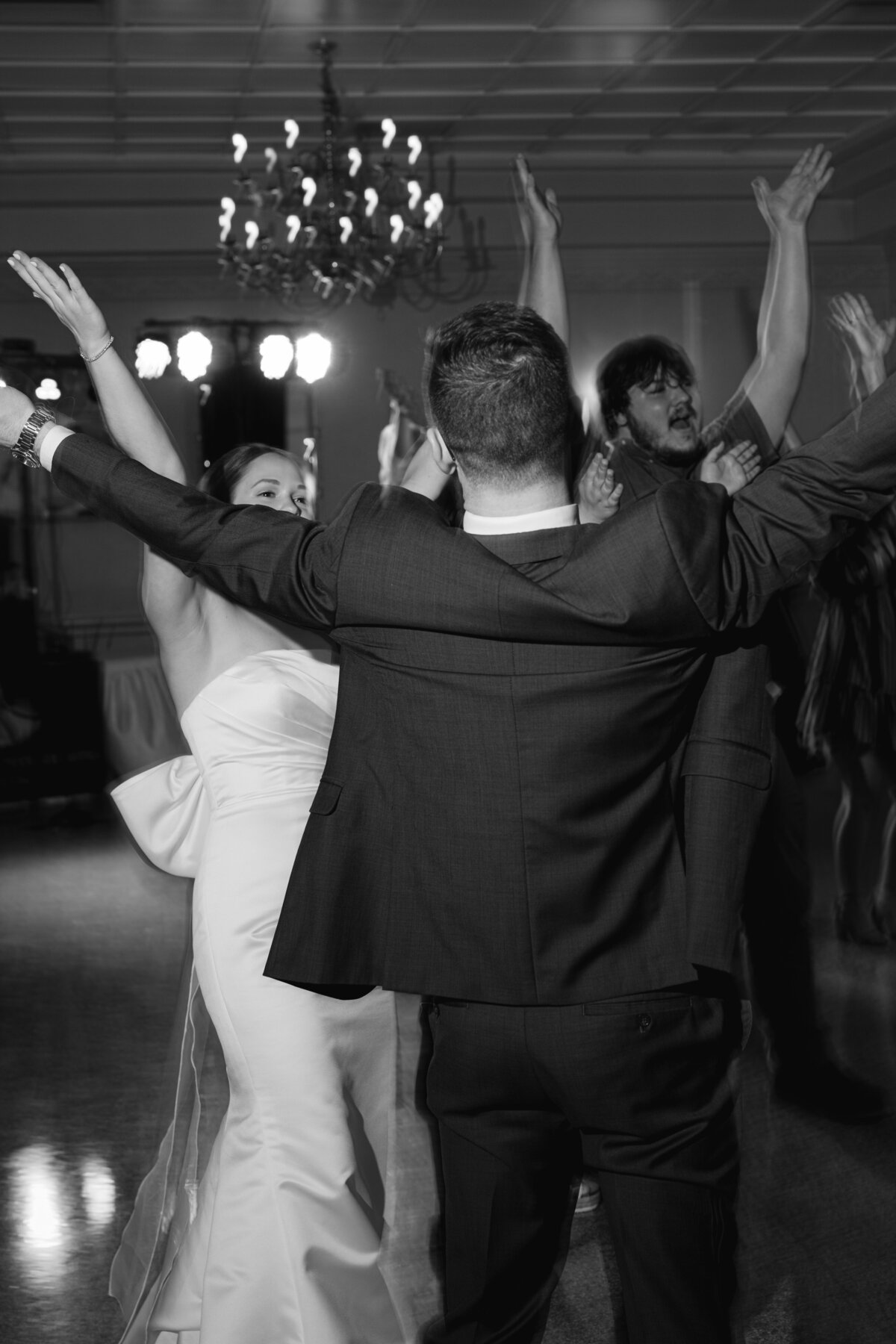 Toledo-Ohio-Wedding-Reception-Dance-Floor3
