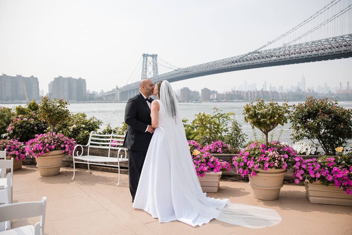 First-look-at-Giando's-by-Williamsburg-Bridge-4