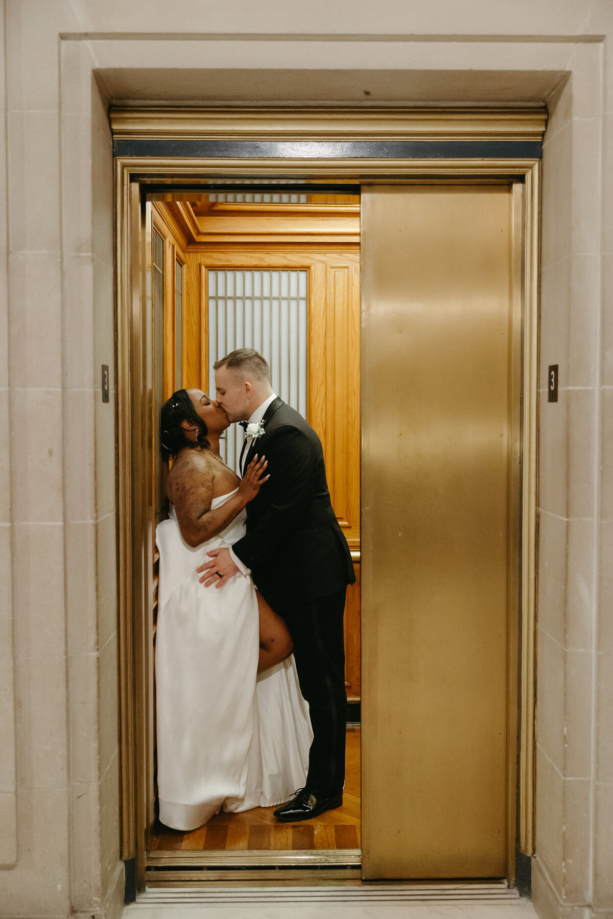 skyler-maire-photography-san-francisco-city-hall-wedding-69