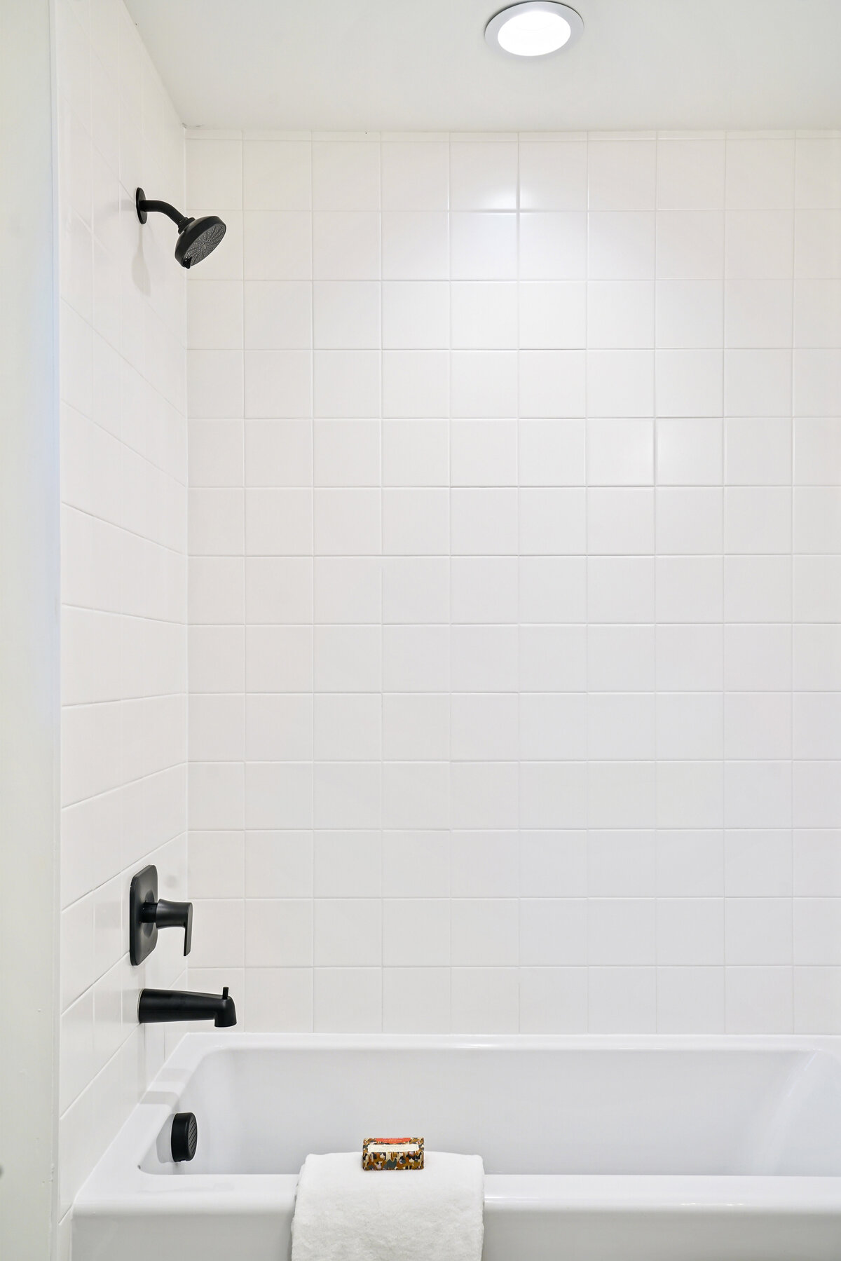bedroom2a-bathroom