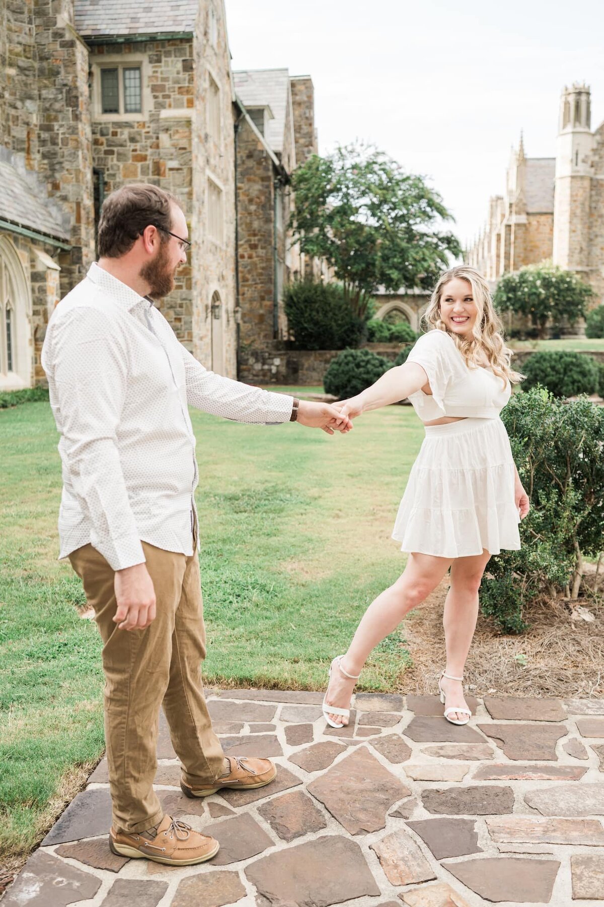 Elli-Row-Photography-Bery-College-Engagement_4814
