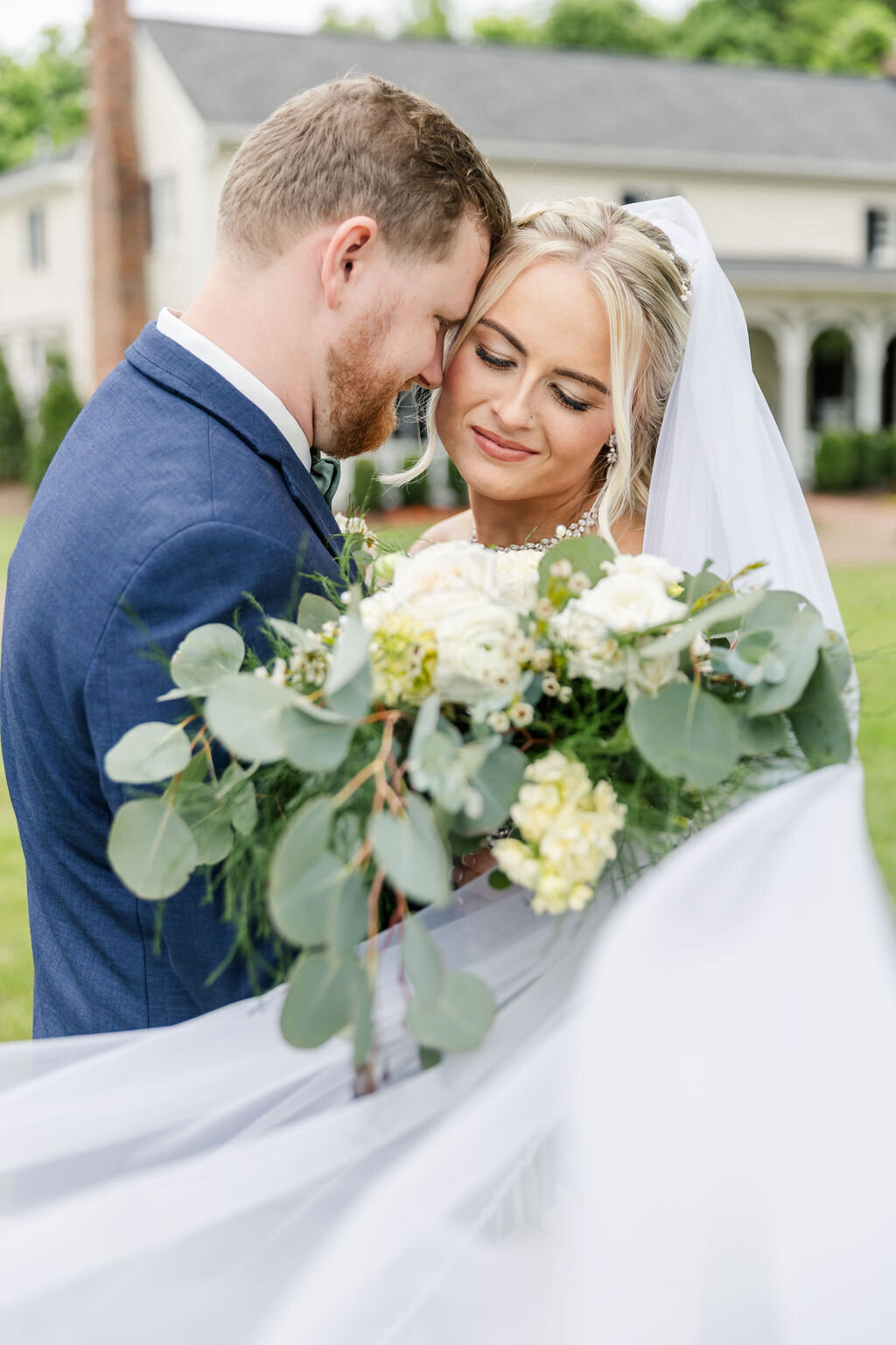 spring-wedding-outdoor-cool-springs-house-brentwood-tn-0680