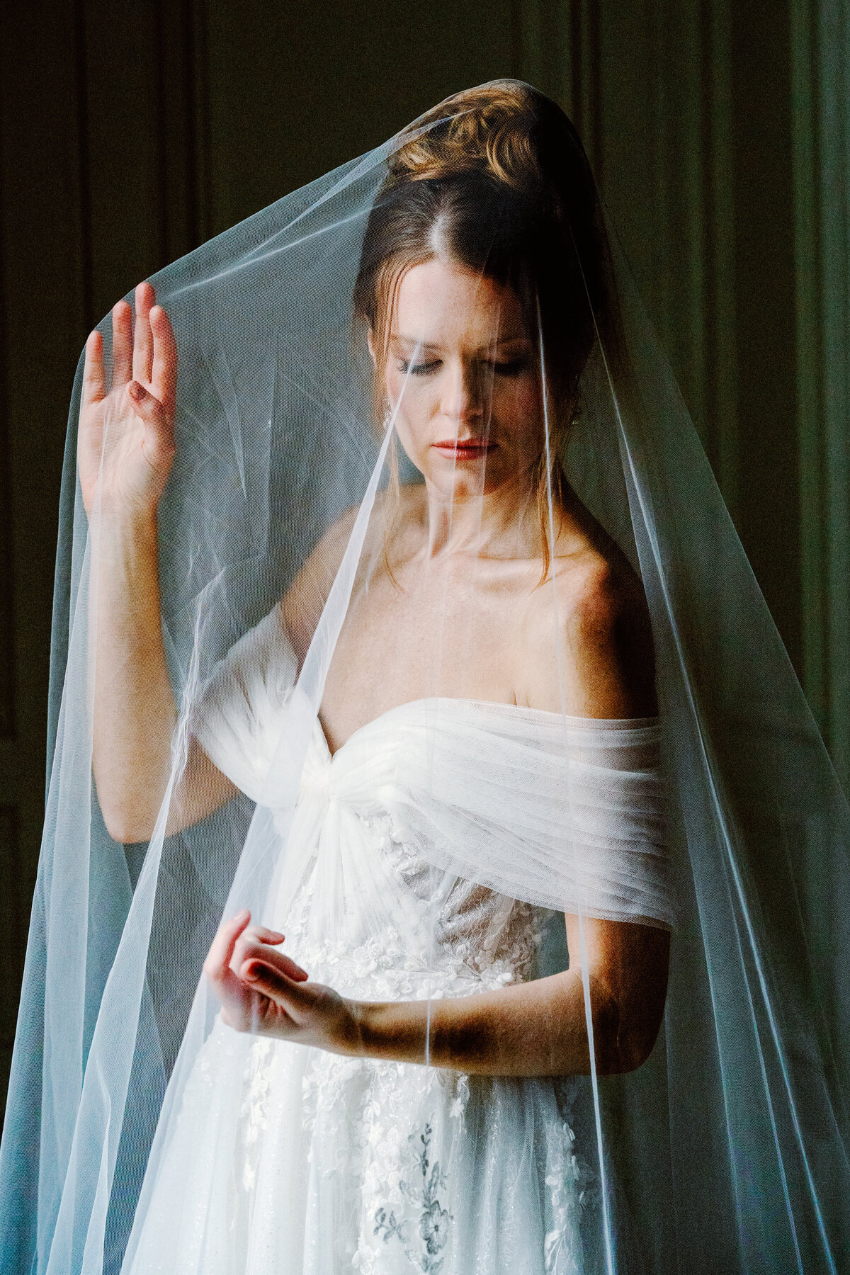 Bridal session at Château Bouffémont photographed by Lake Como Wedding photographer