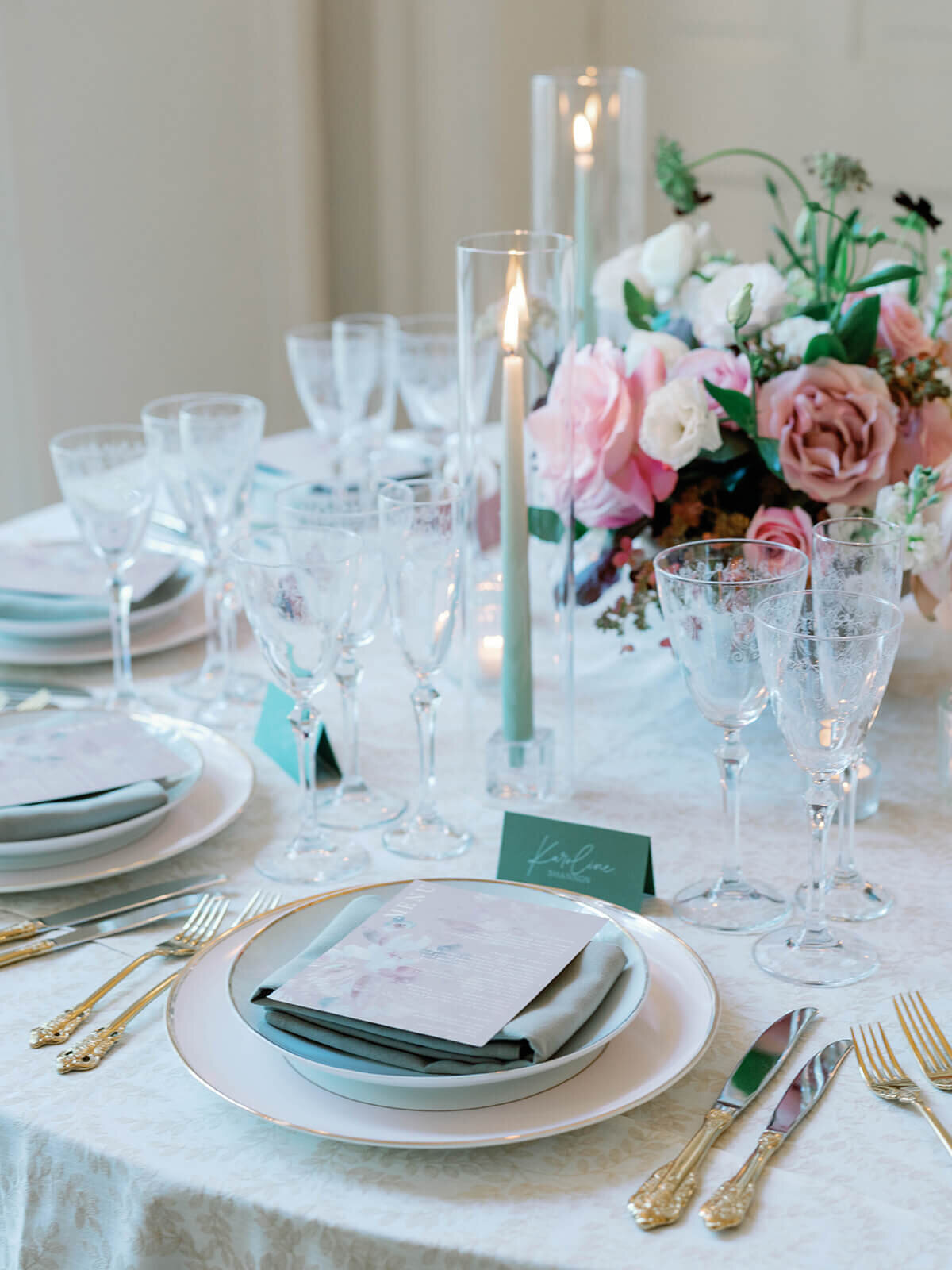 lili-chris-elegant-wedding-reception-springvale-floral