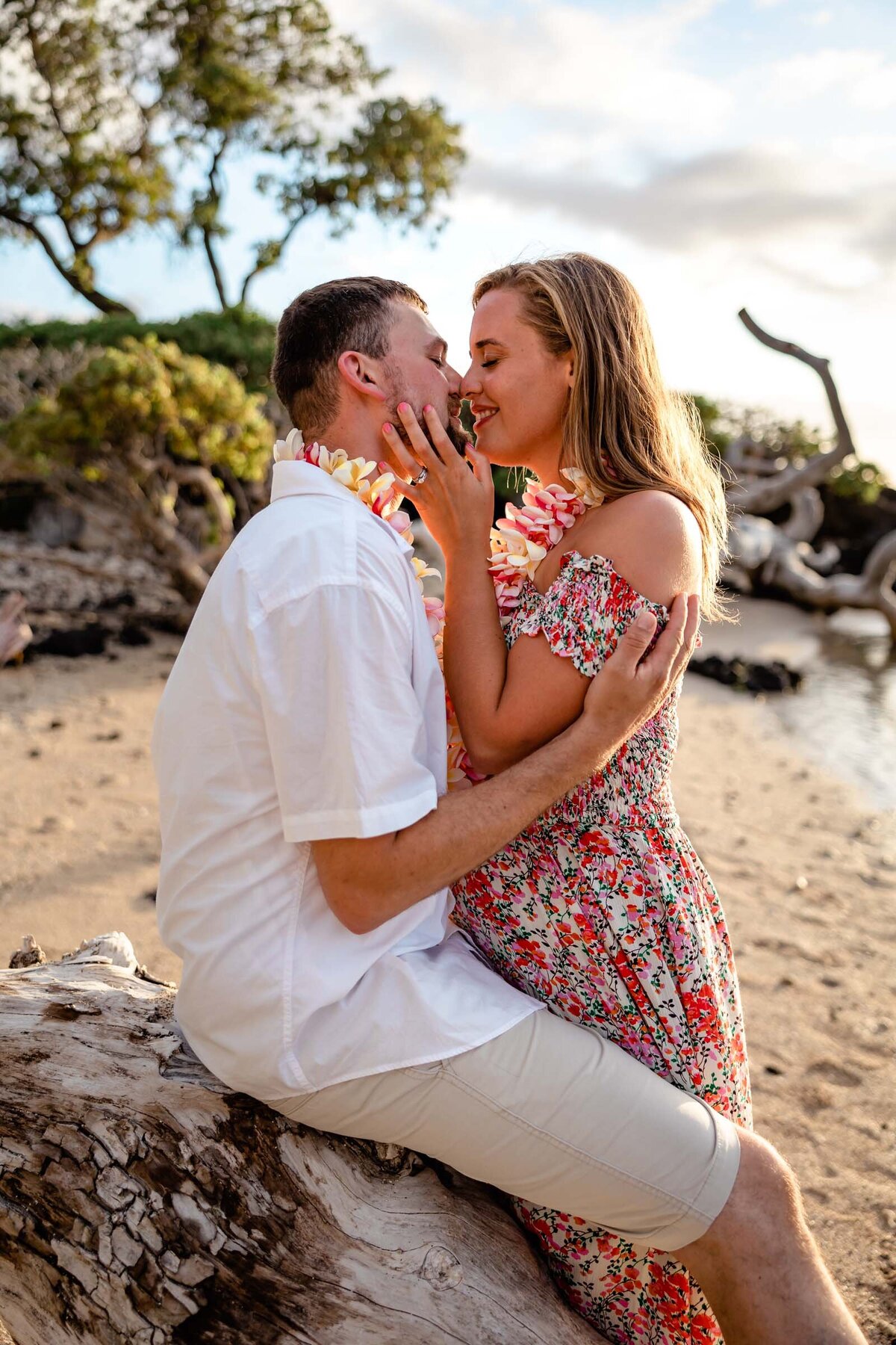 Hawaii_Engagement_Photo (54)