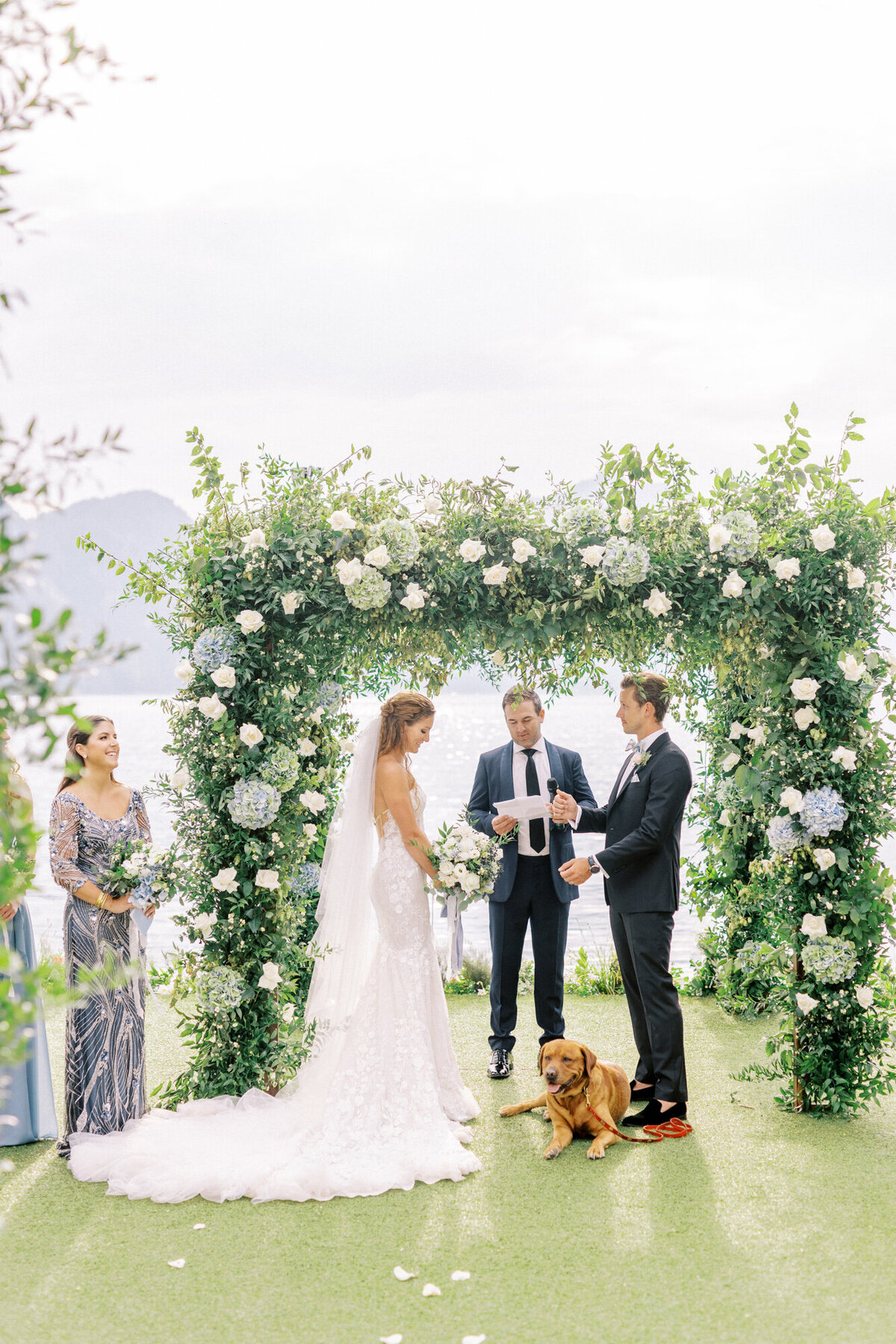 Maïlys Fortune Photography Husband Wife Wedding Weddings Photography France Switzerland Italy Timeless Dreamy Imagery Bilingual French English Destination Weddings Destination Wedding Provence French Riviera Paris Lake Como Tuscany73