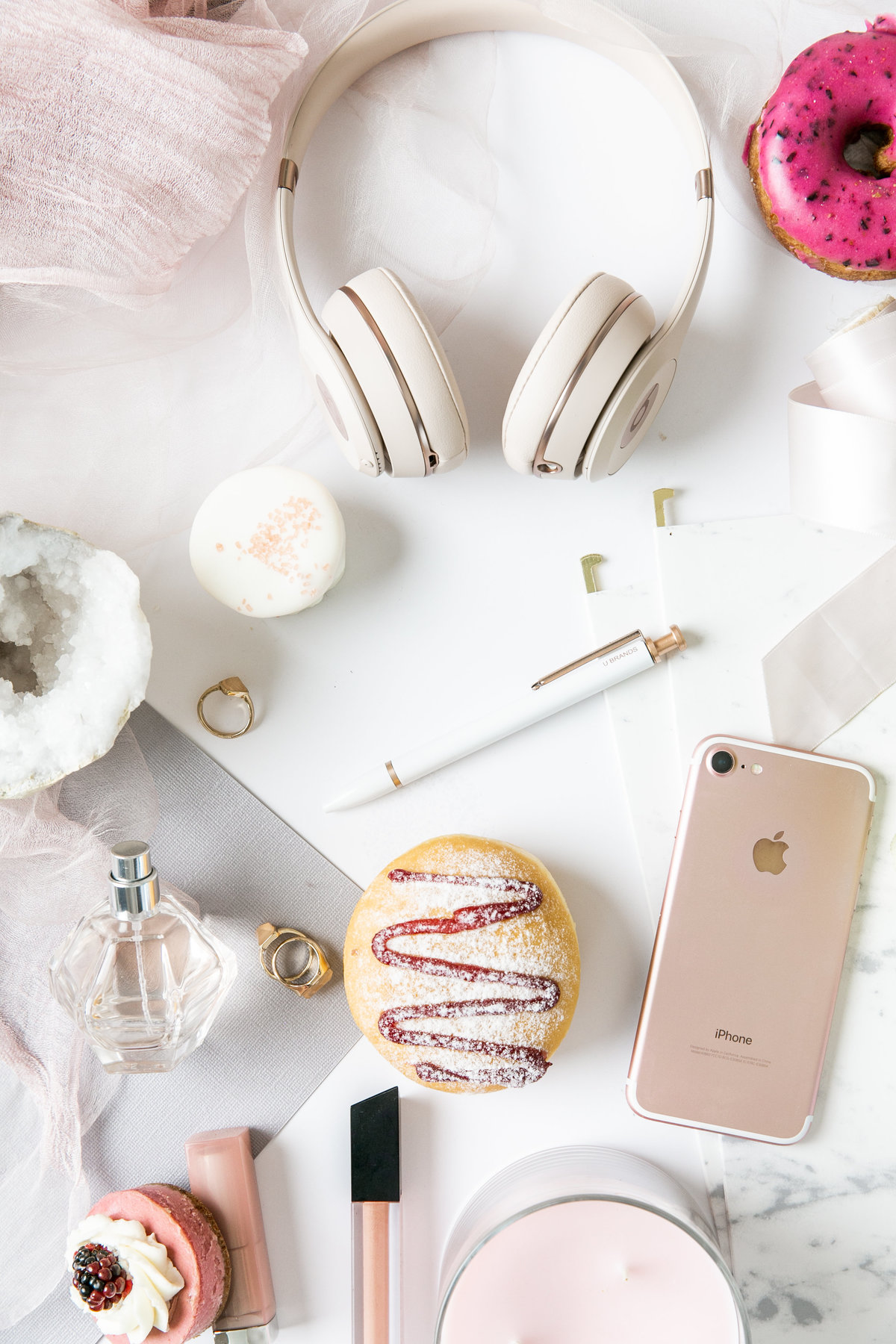 Karlie Colleen Photography - All Things OutSourcing- Flatlay photos-198