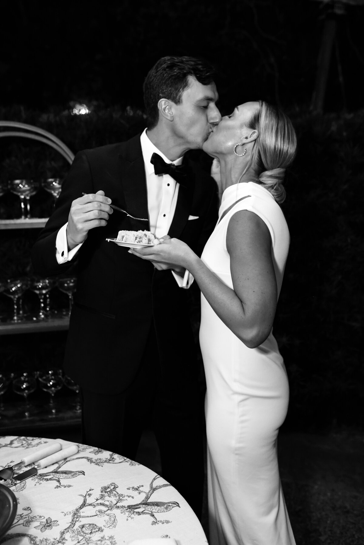 Unique Wedding Photograhy at an Art Museum in Charleston 125
