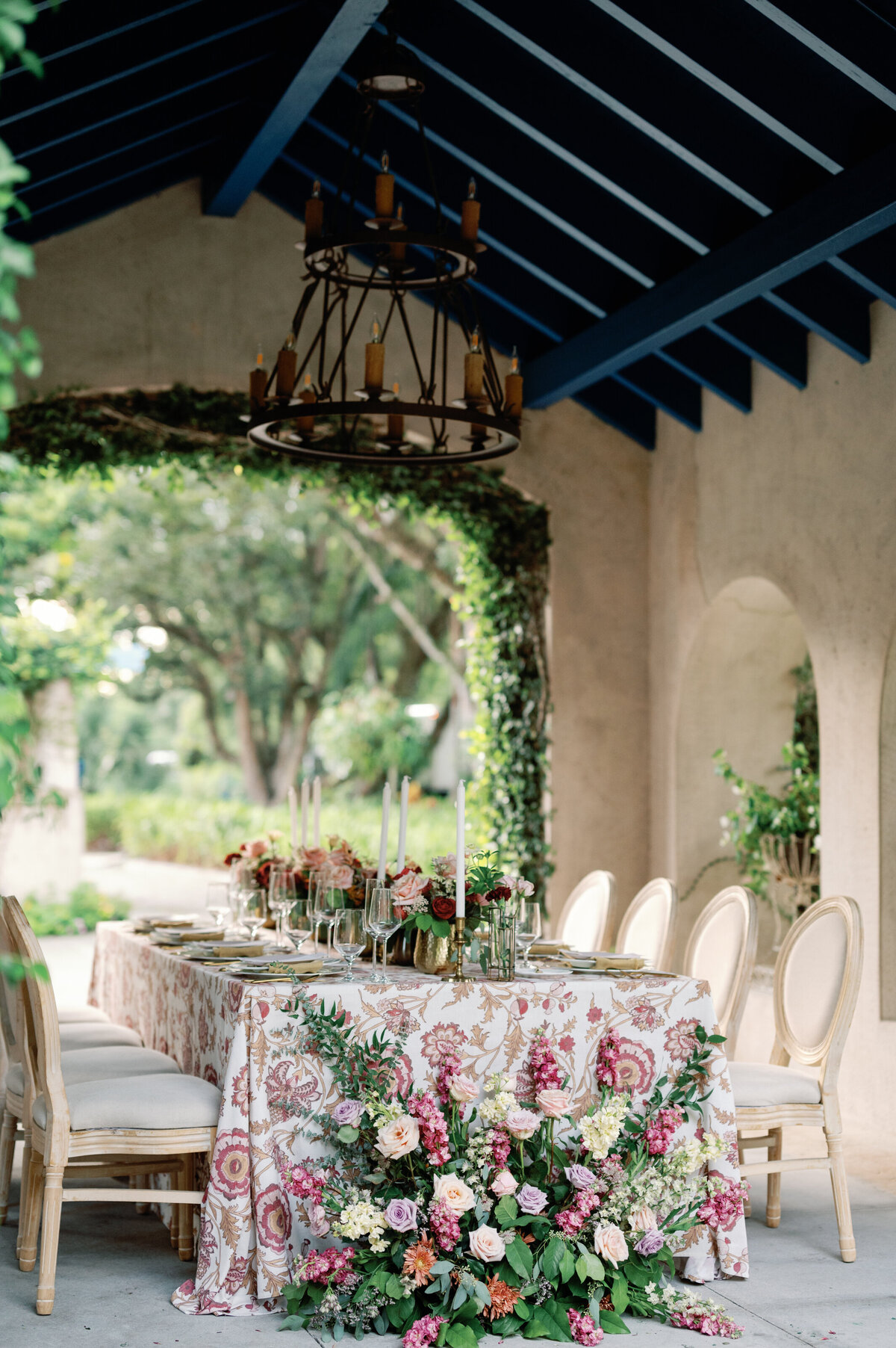 Editorial at Sydonie Mansion - Mount Dora Florida - Alaina René Photography-108