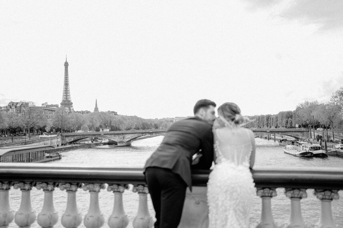 Magische Augenblicke_Hochzeitsmomente mit Tenzin Rasidakis_Hochzeitsfotograf Paris