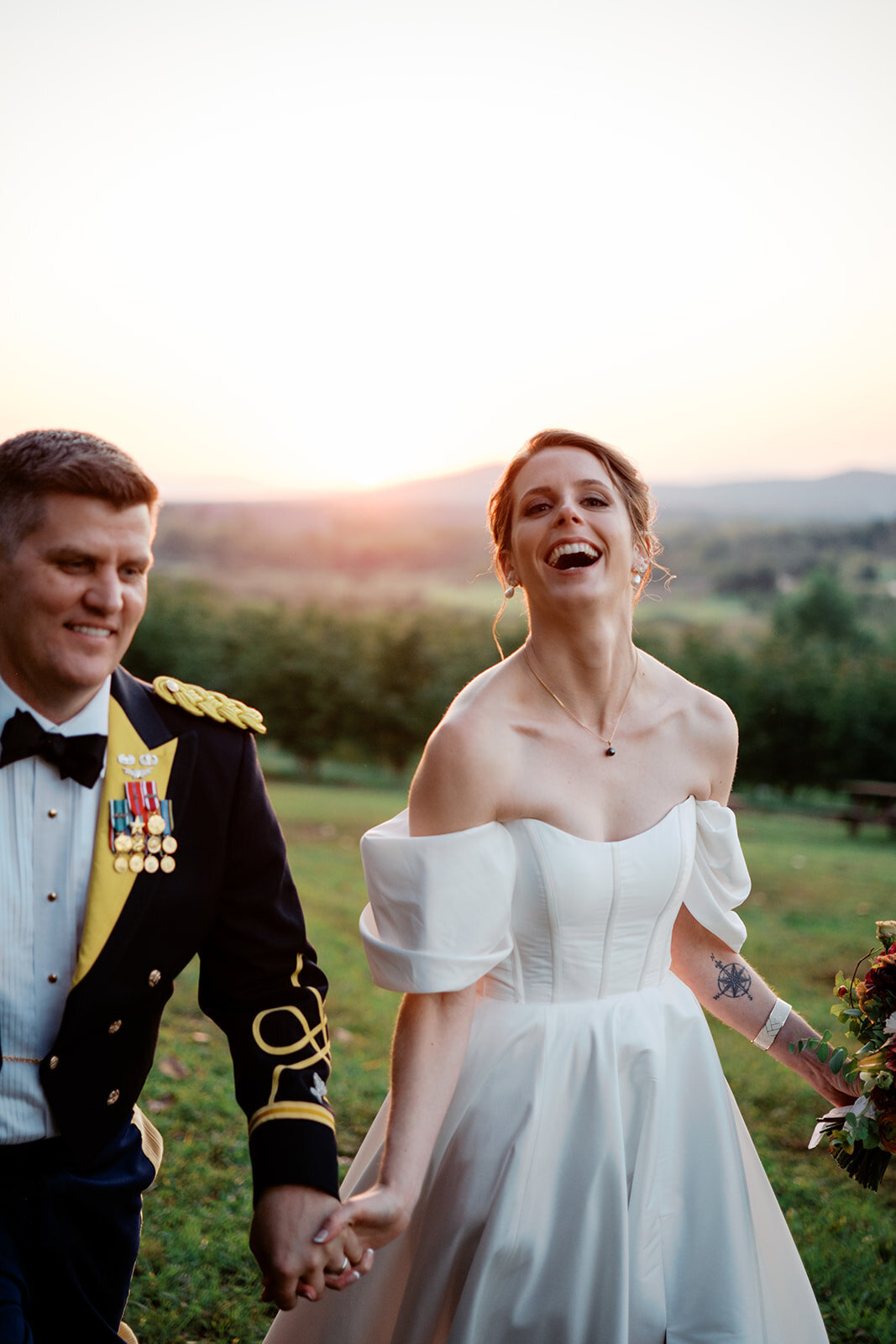 Sneak Peek _ Lauren & Alexander The Market at Grelen Wedding _ The Reeses-143_websize