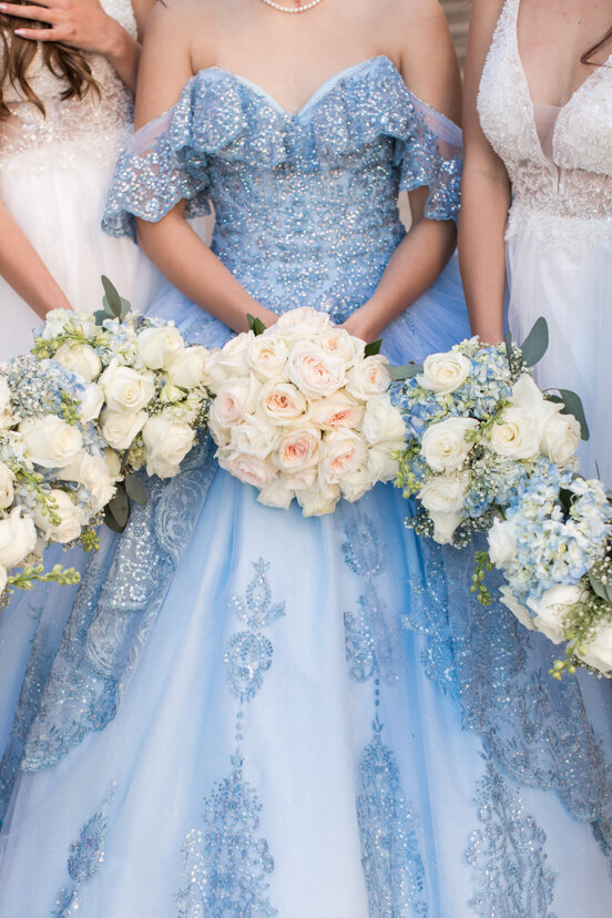 pink-blue-bouquets-quinceanera