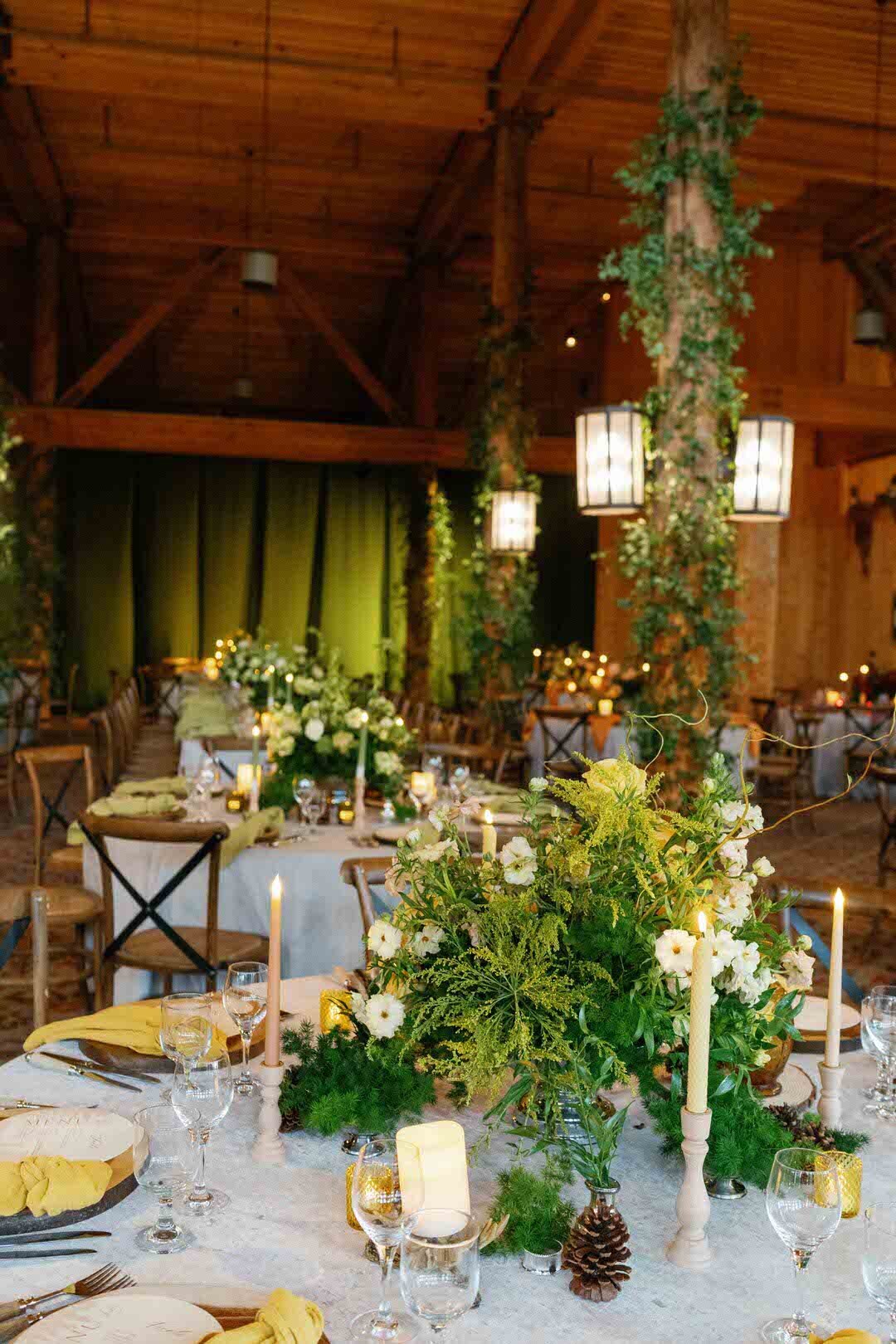 4 Spruce Saddle Lodge Wedding Reception Beaver Creek Colorado Mountains by @GoBella GoBella.com 11
