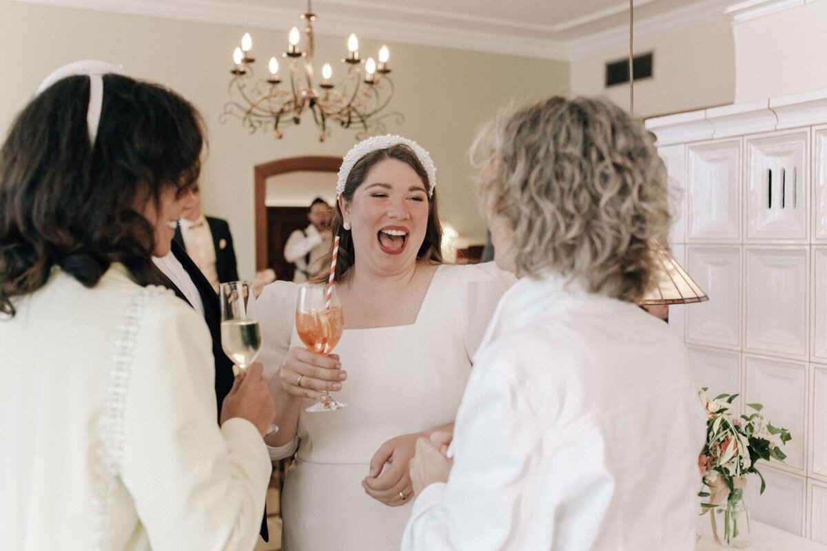 059_Flora_And_Grace_Europe_Editorial_Wedding_Photographer-0-68_An elegant wedding in Italy with a fashion edge and refined floral design.