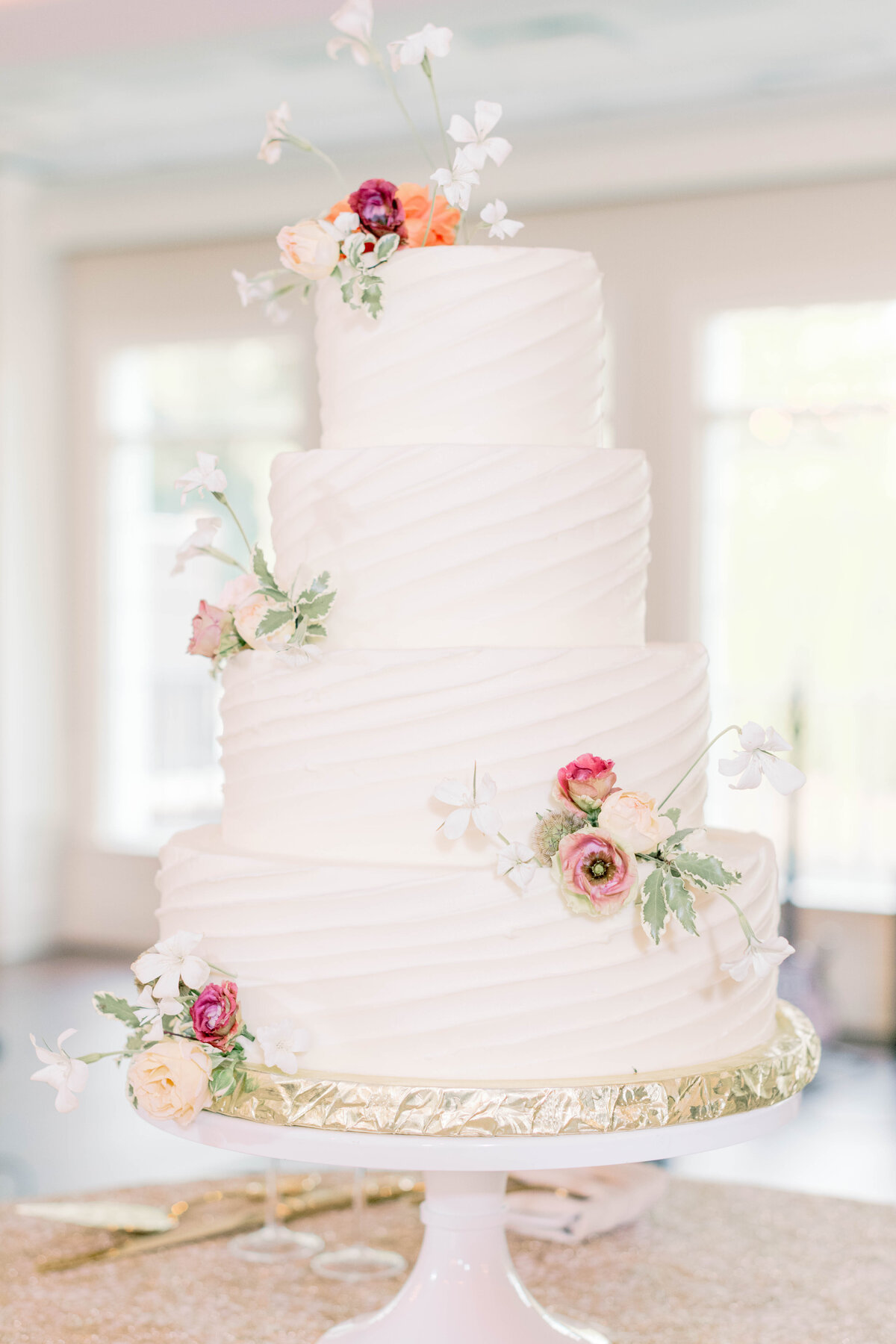 Black Iris Estate Wedding Carmel Indiana - Sara and Nate - Indianapolis Wedding Photographer -  Alison Mae Photography AMP_0561