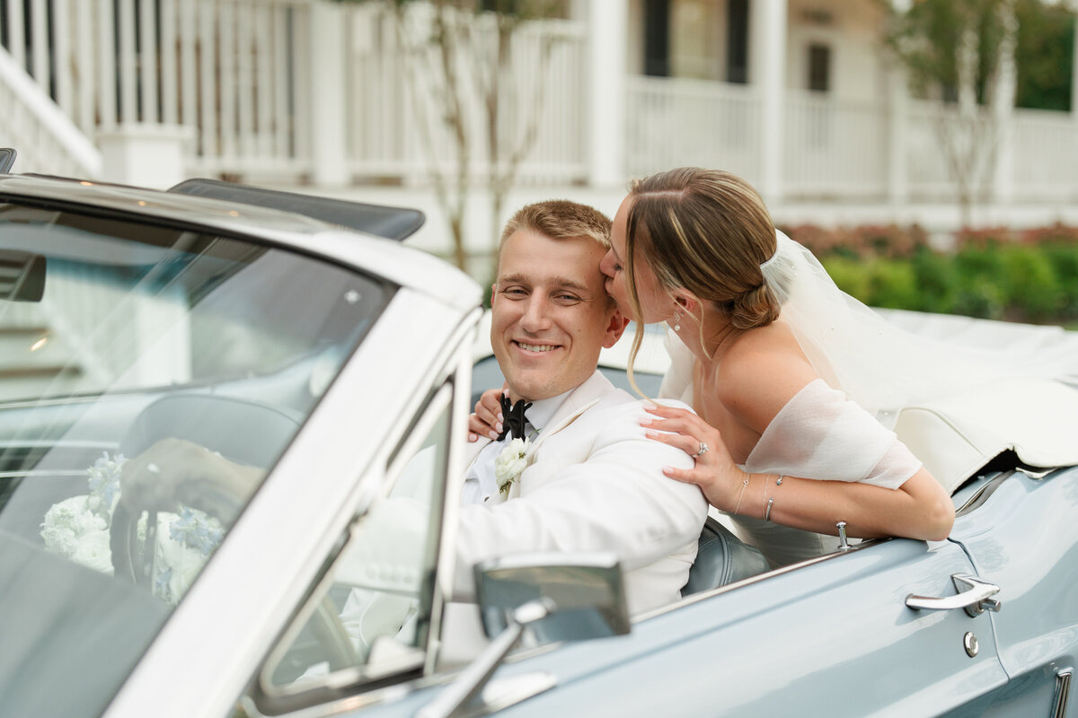 Kent-Island-Resort-Wedding-Sophie-and-Joe-by-Kiyah-C-Photography-705