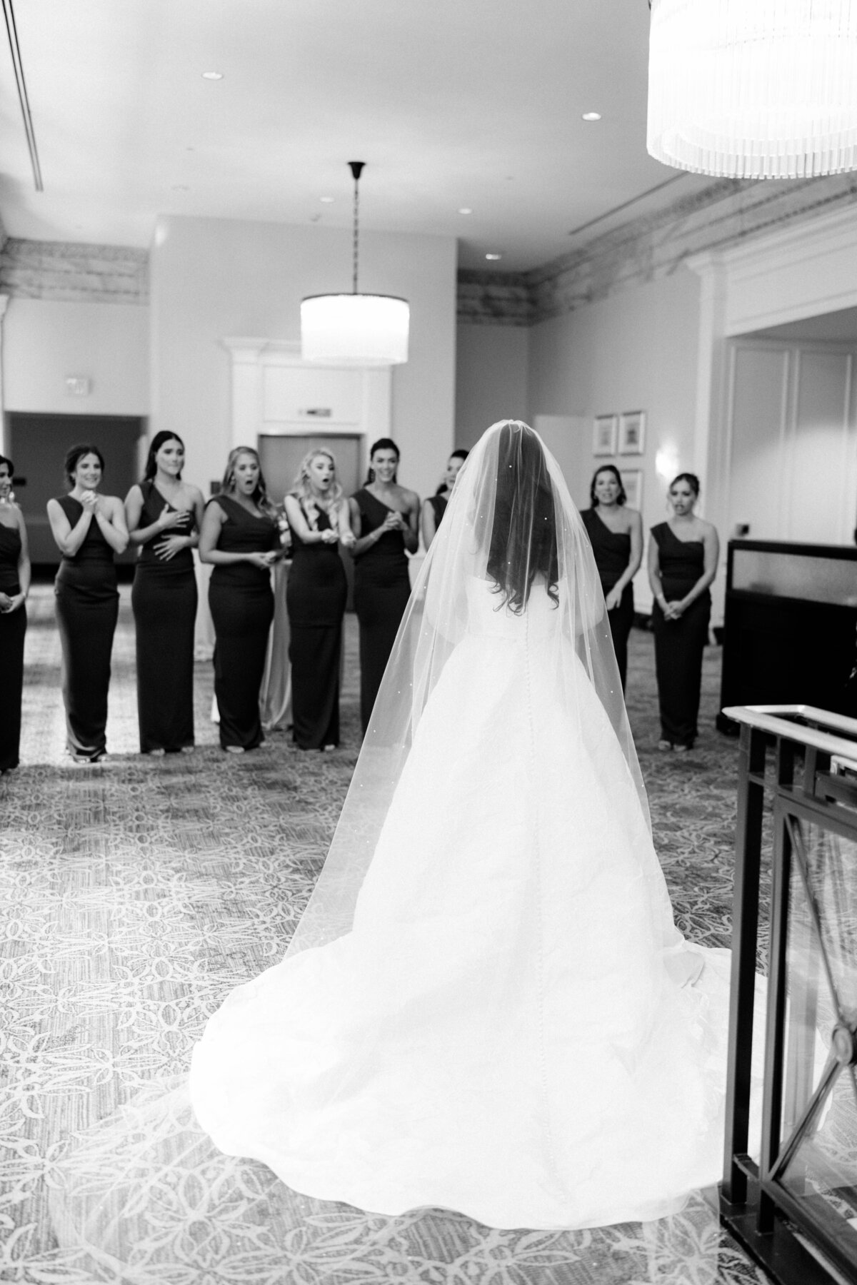 Philadelphia-Ritz-Carlton-Wedding-Bride-Getting-Ready_023