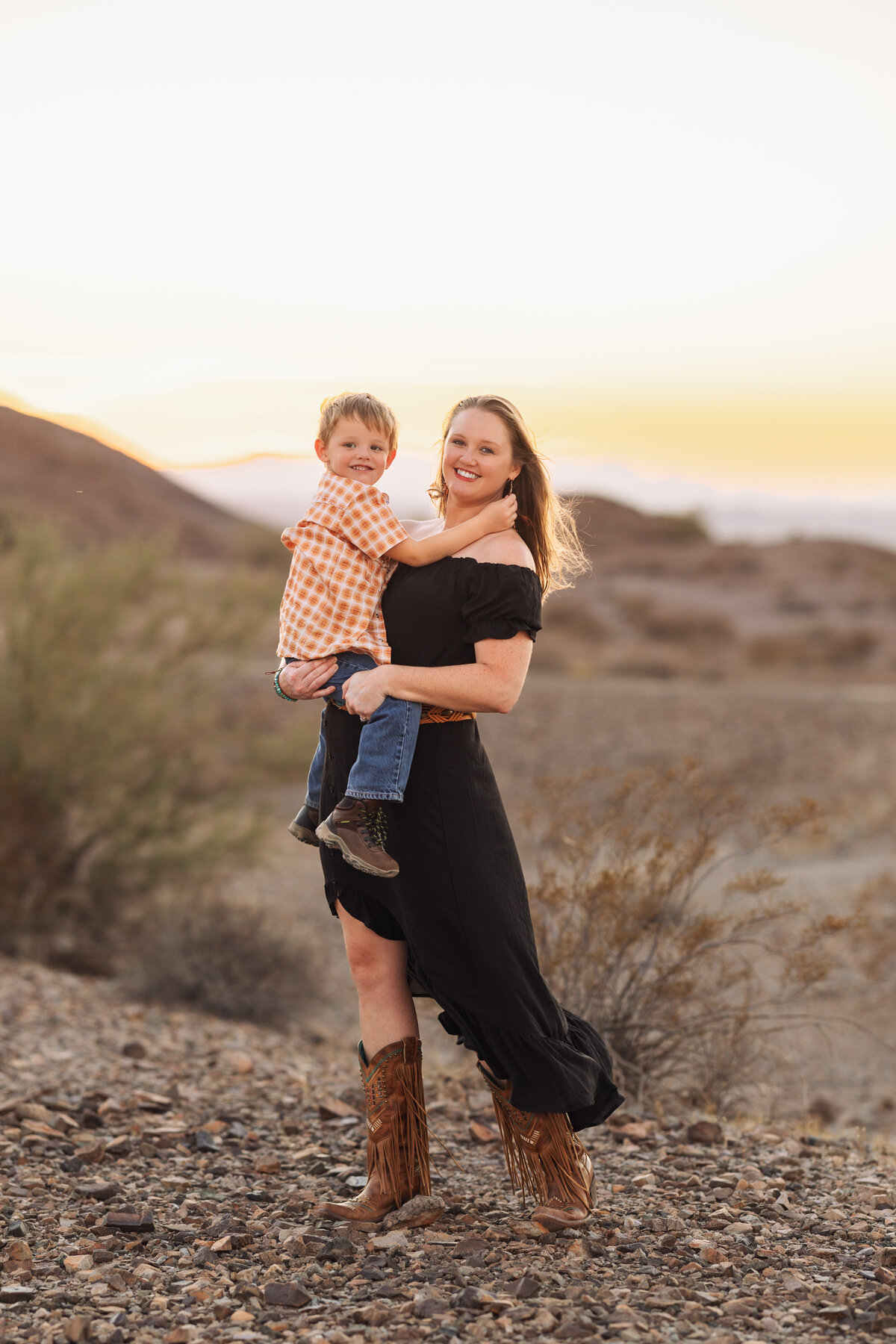 Elona Shea Photography_Lake havasuFamily portraits_lake havasu state park_windsor-22