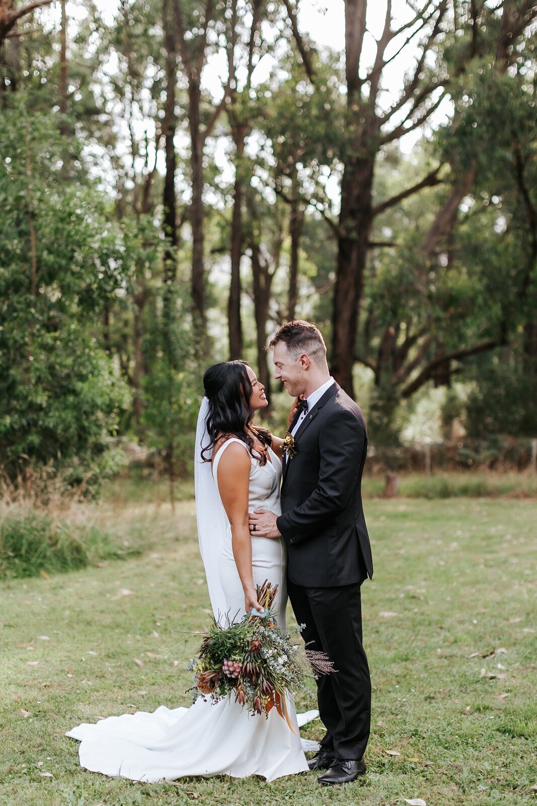 Elope-styled-micro-wedding-elopement-the-log-cabin-ranch33