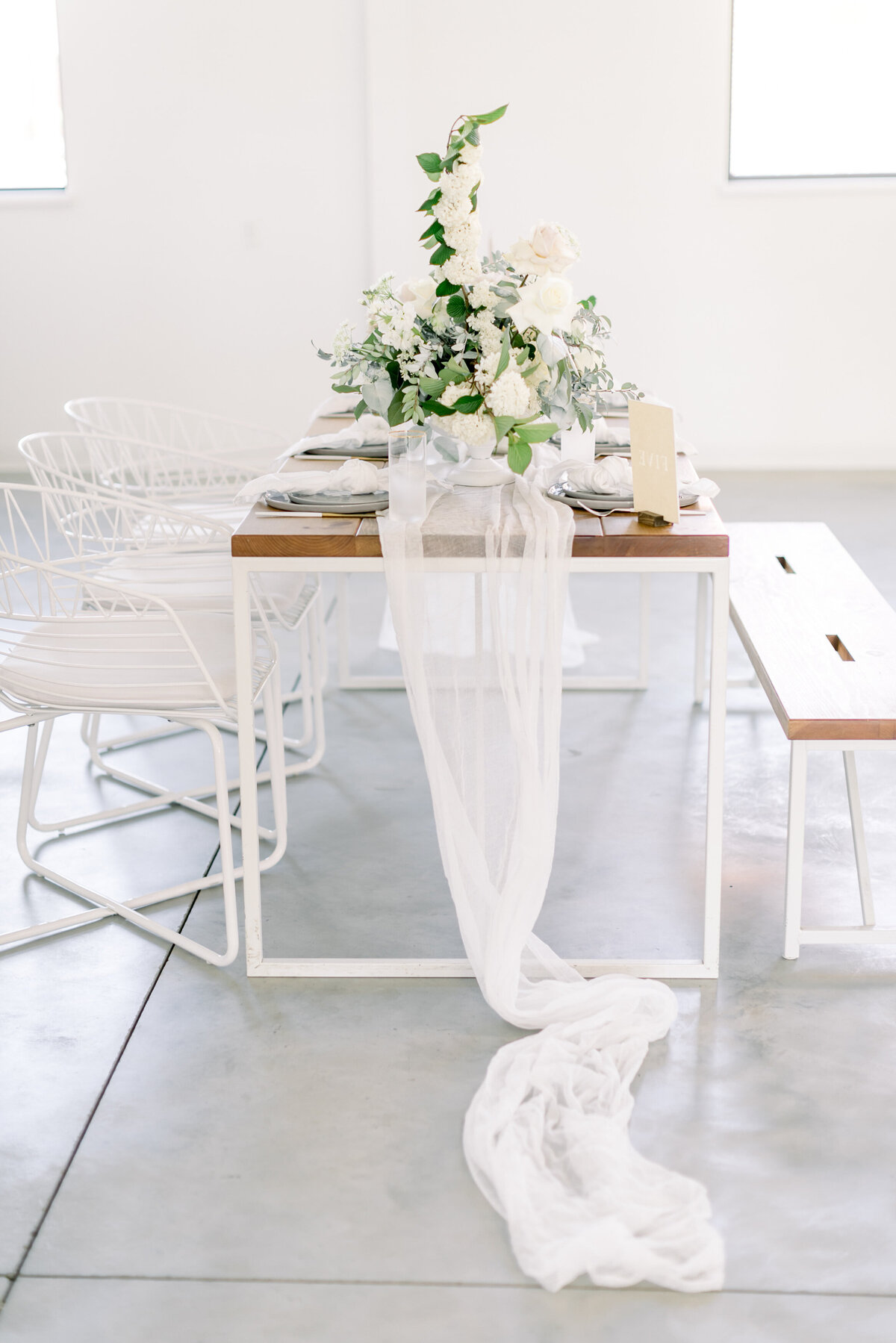 ModernStyledShoot-029