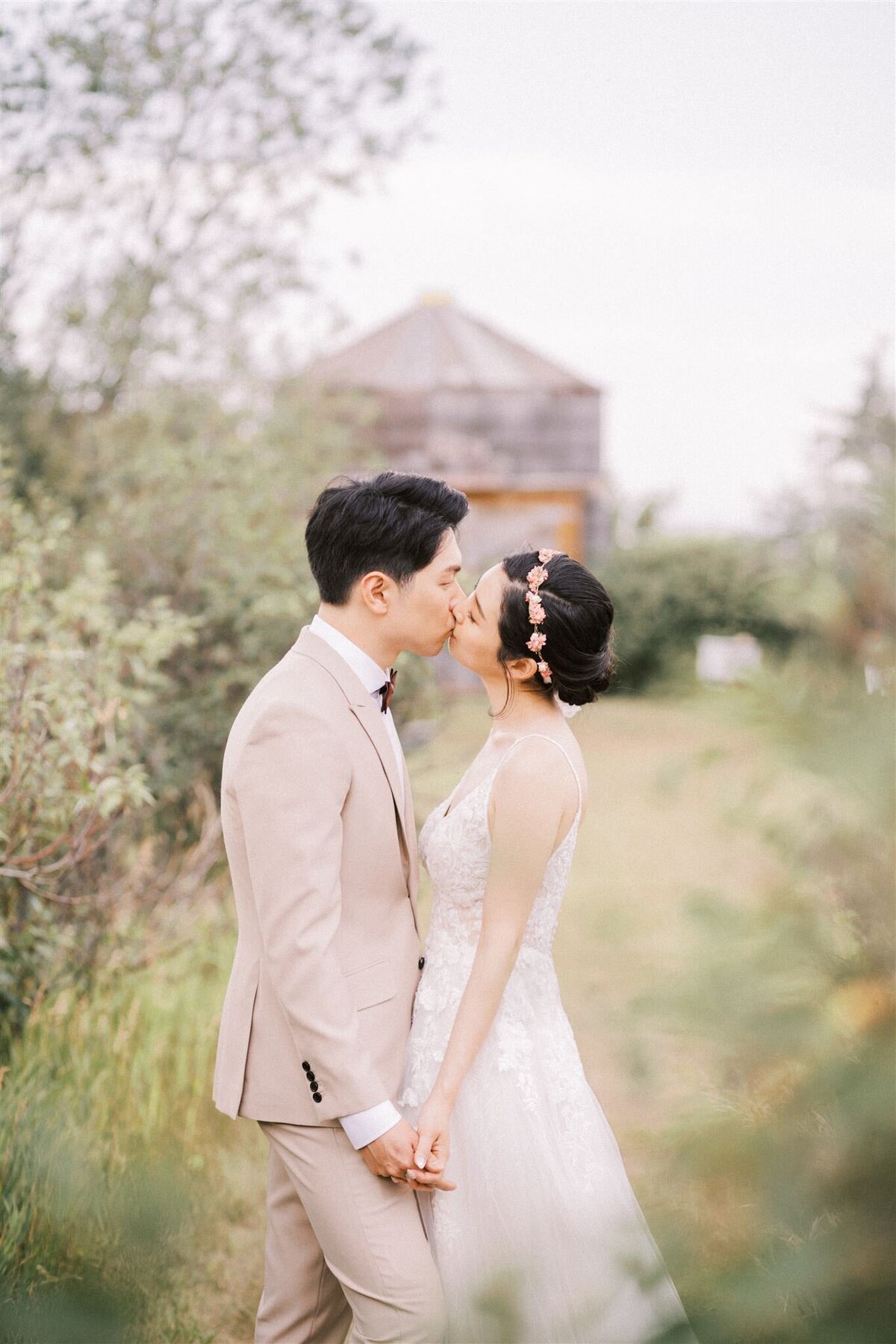 calgary-wedding-photographers-nicole-sarah-coutts-nanton-185_websize