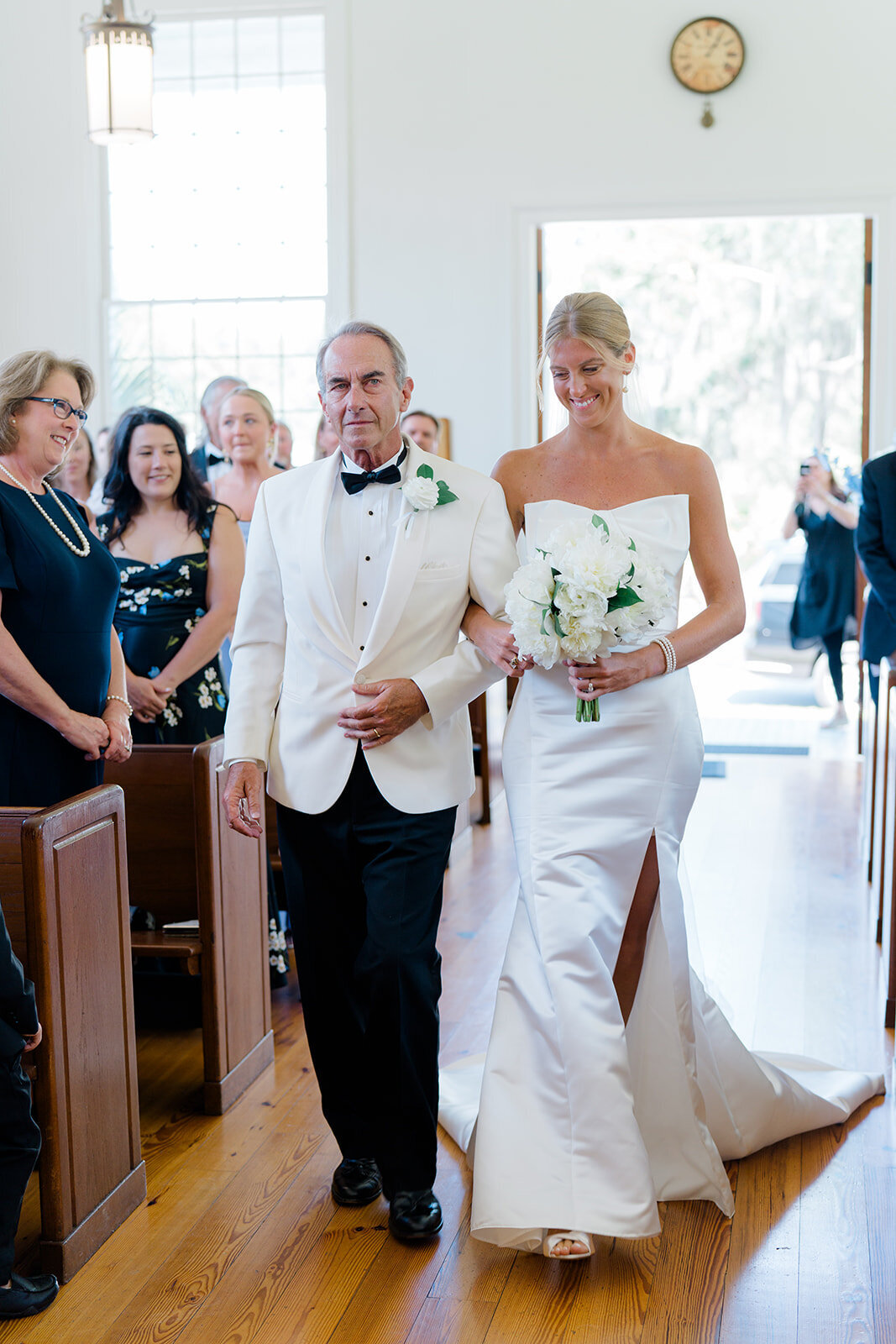 Agapae_oaks_st_helena_beaufort_destination_Wedding_Kailee_DiMeglio_Photography-301