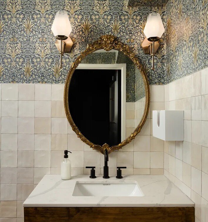 Mediterranean Gloss
