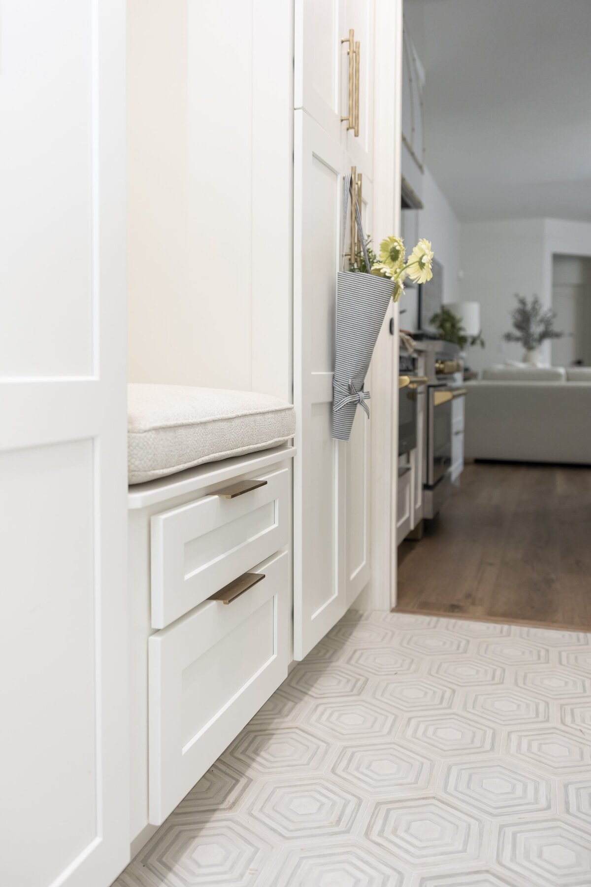dewine design orlando interior designer belle isle kitchen cabinet with gold handles