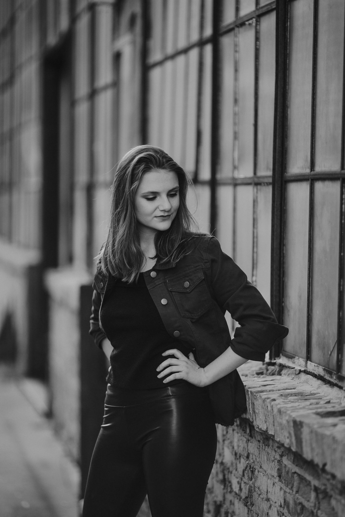 22maryland-urban-street-highschool-senior-girl-fall