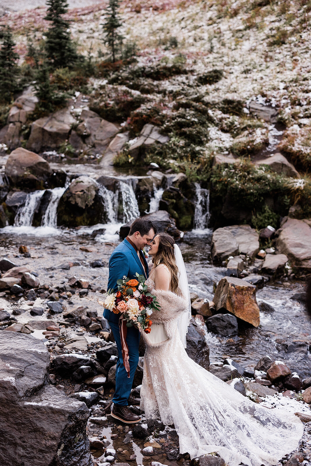 Rainy-Mount-Rainier-National-Park-Intimate-Wedding-102