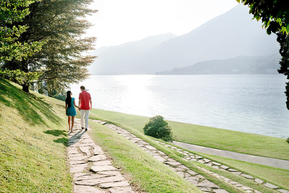 Engagement session at Villa Melzi on Lake Como in Italy photographed by Lake Como Photographer